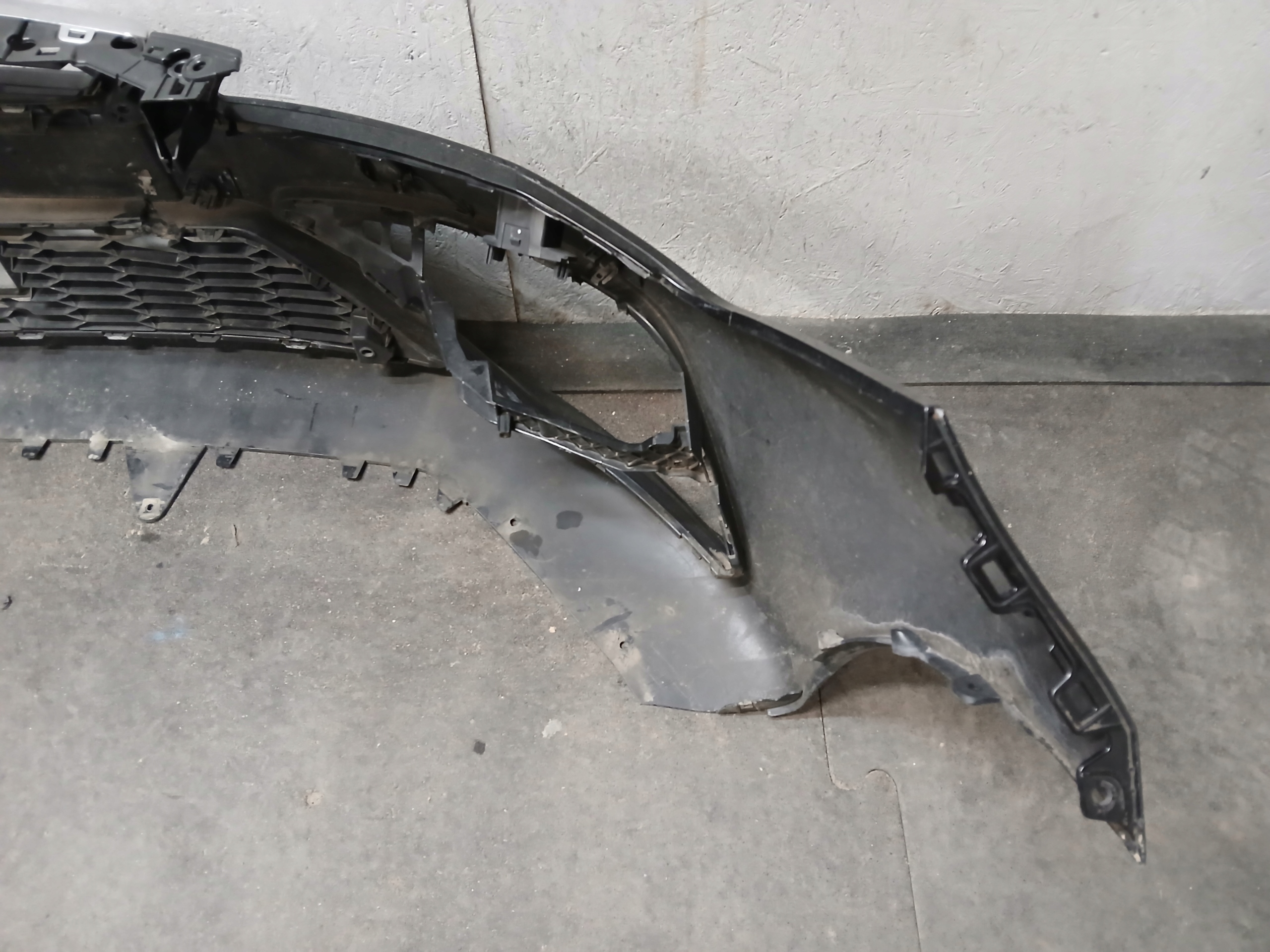 nárazník předek SEAT LEON III 3 FR LIFT 17- 5F