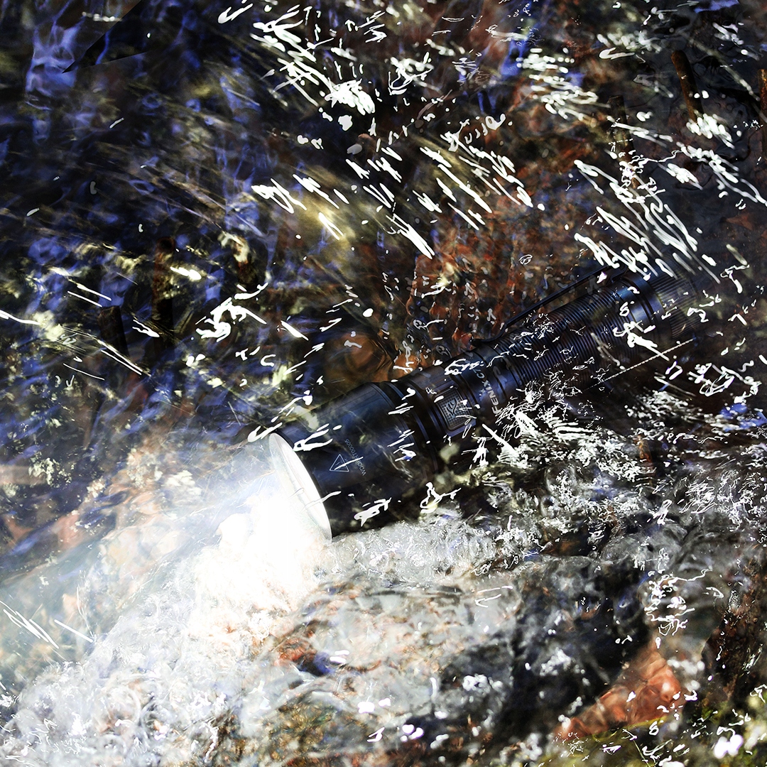 Latarka Diodowa LED Akumulatorowa Fenix C7 USB-C 3000 lm Zasięg 470 m Liczba trybów 7