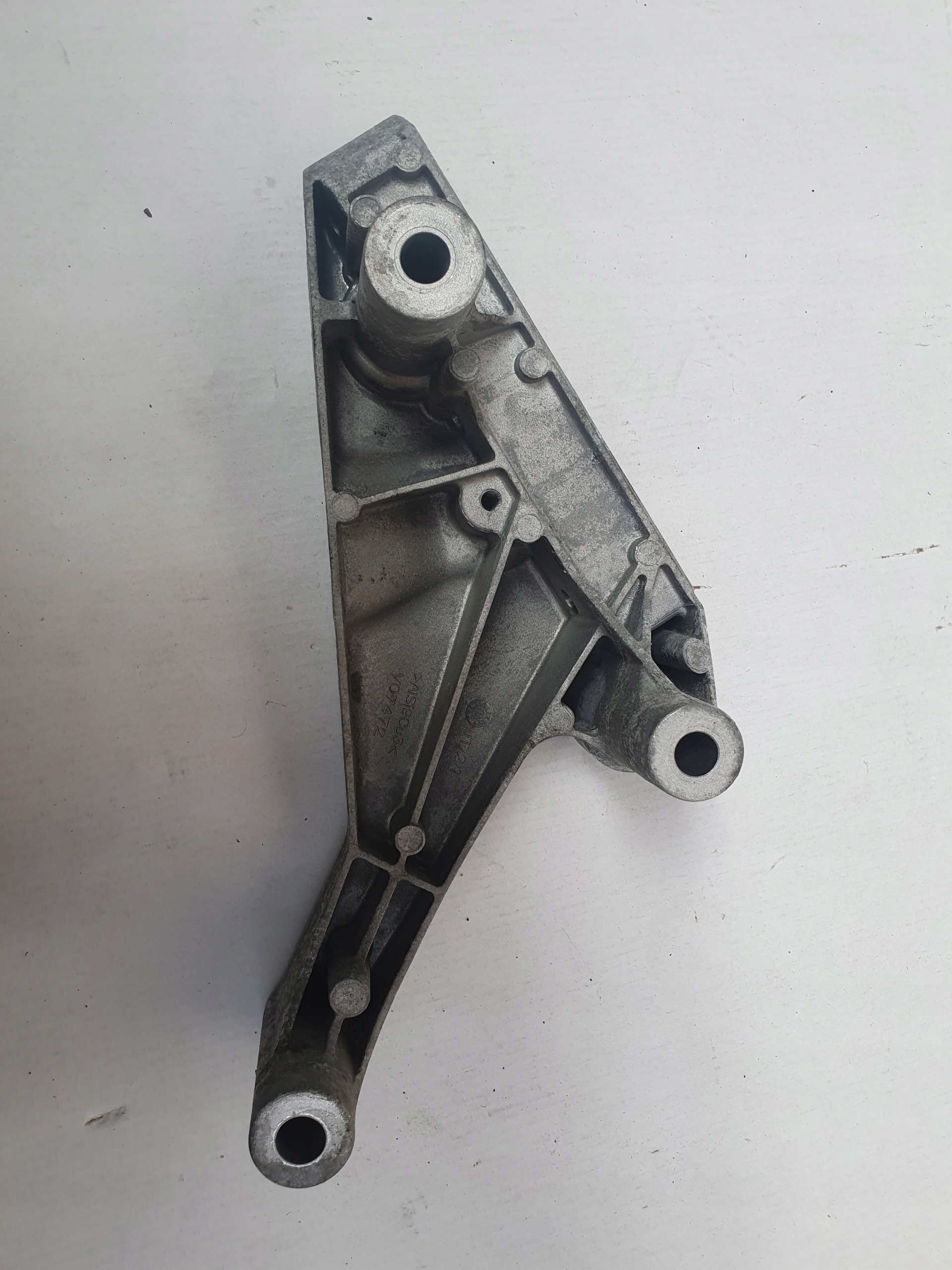 OPEL INSIGNIA B holder engine mount 1.5 22937294