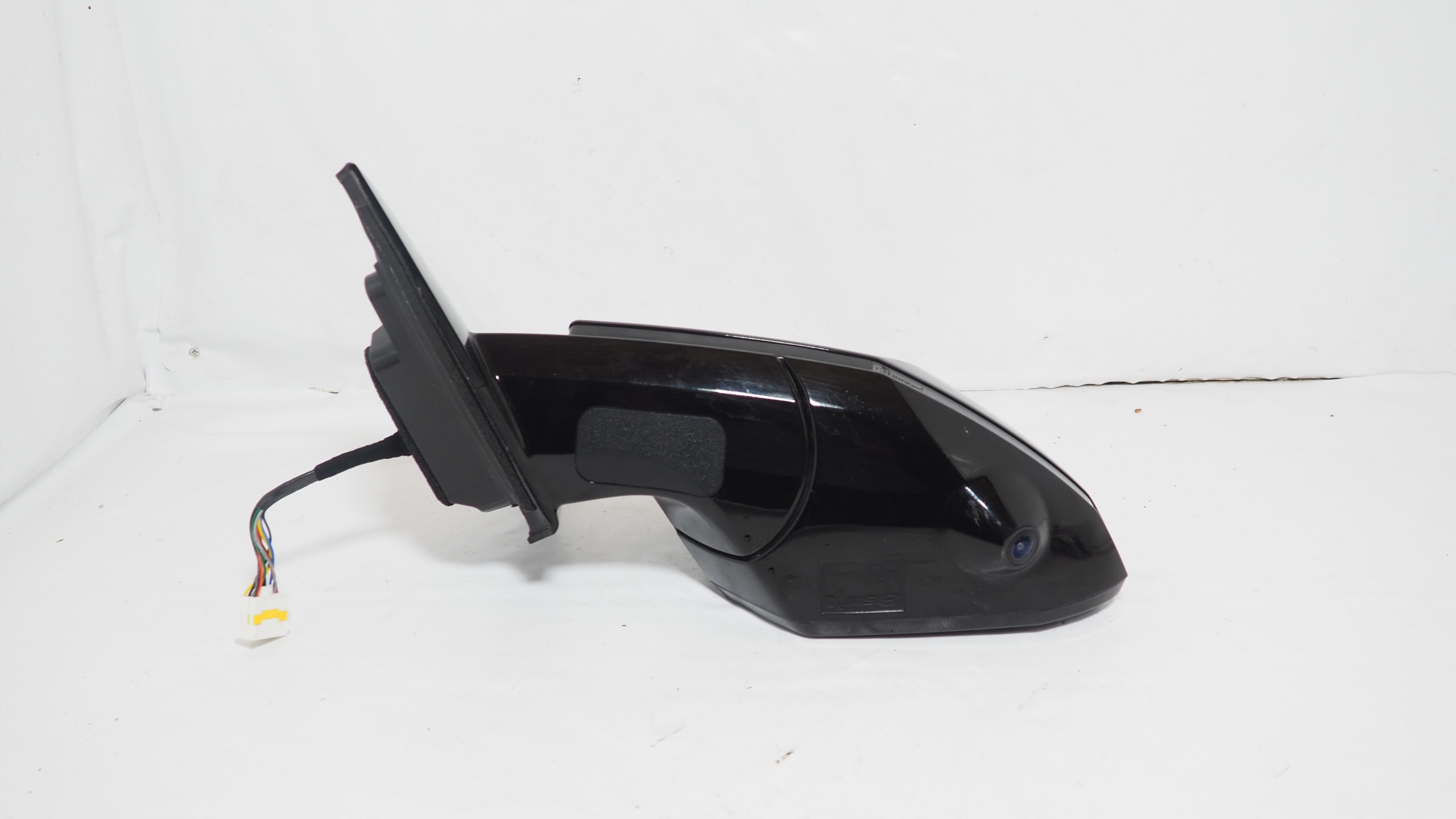Hyundai Ioniq 5 mirror exterior left 11 PIN 87610-GI070