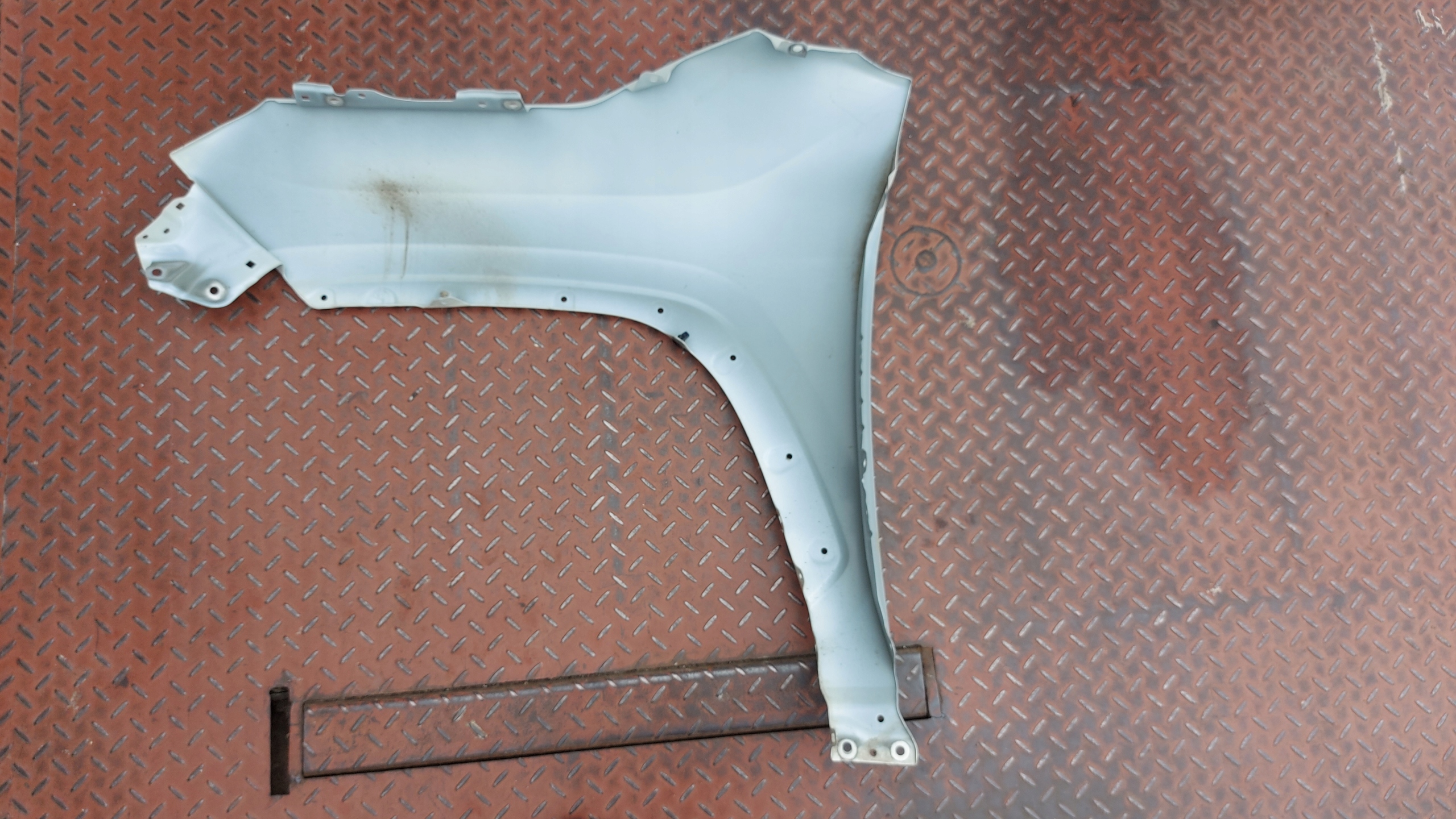 fender right front TOYOTA RAV4 V 19