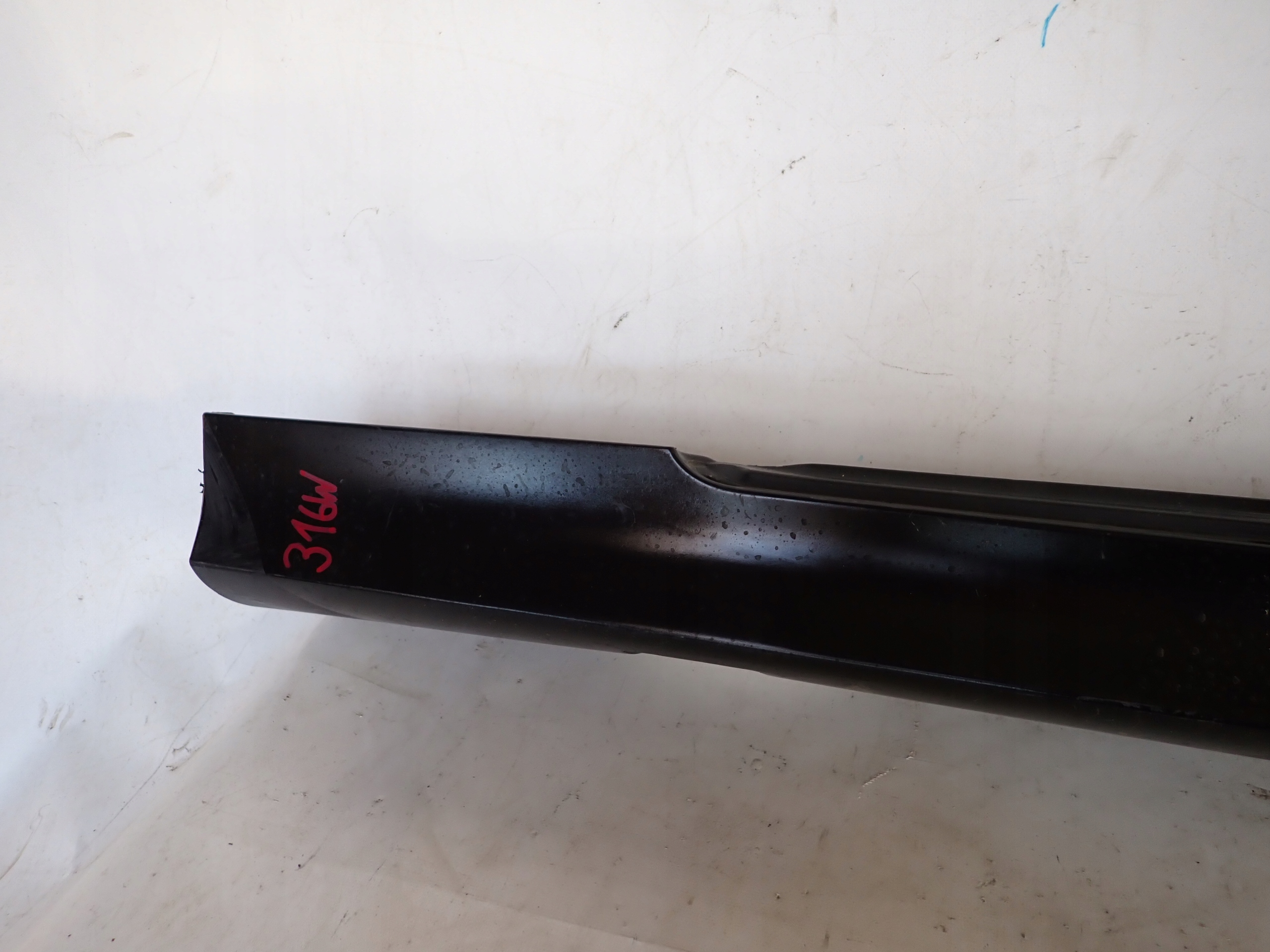 MERCEDES E-KLASA COUPE W238 C238 AMG moulding threshold left