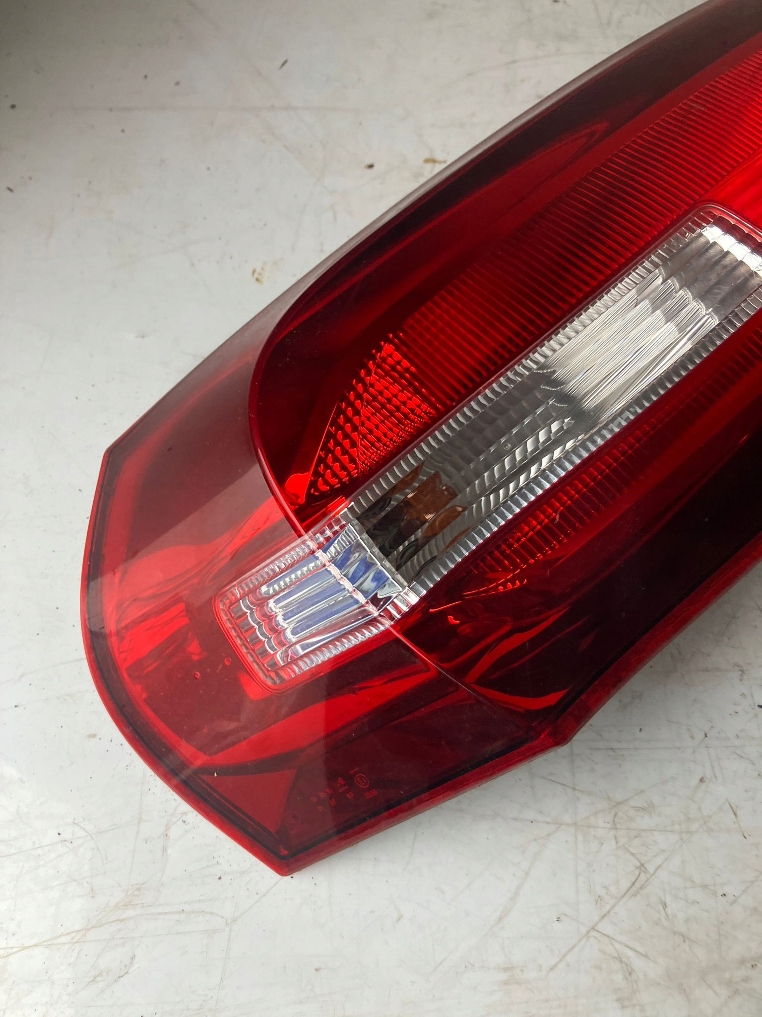 light left rear part CITROEN C4 PICASSO II KROTKI 9676120780 #25