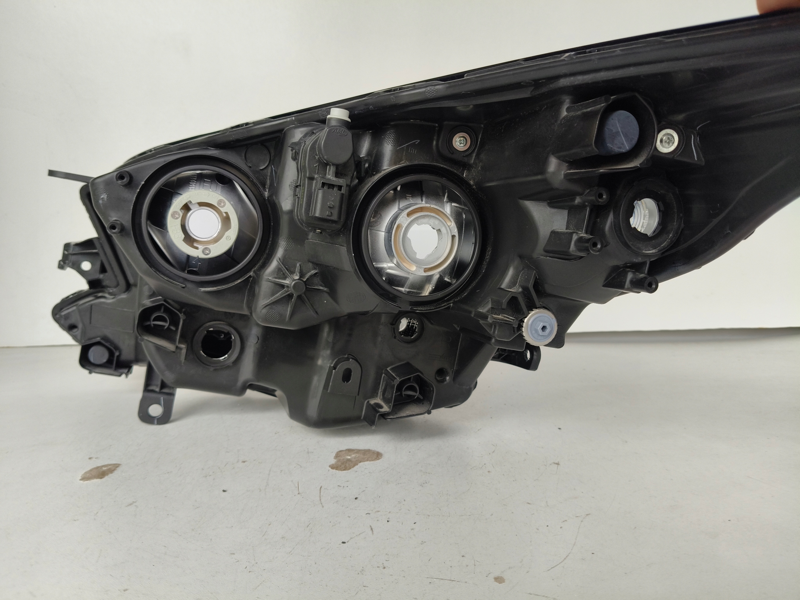 light right REFLEKTOR TOYOTA AYGO X 22