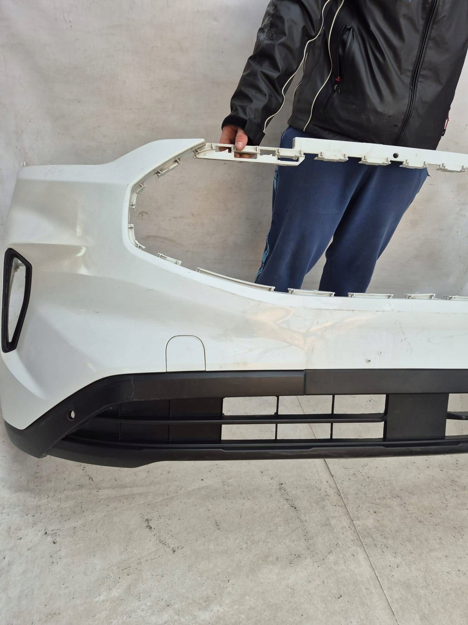 FORD TRANSIT CUSTOM II 2 MK2 23-> bumper front front PDC