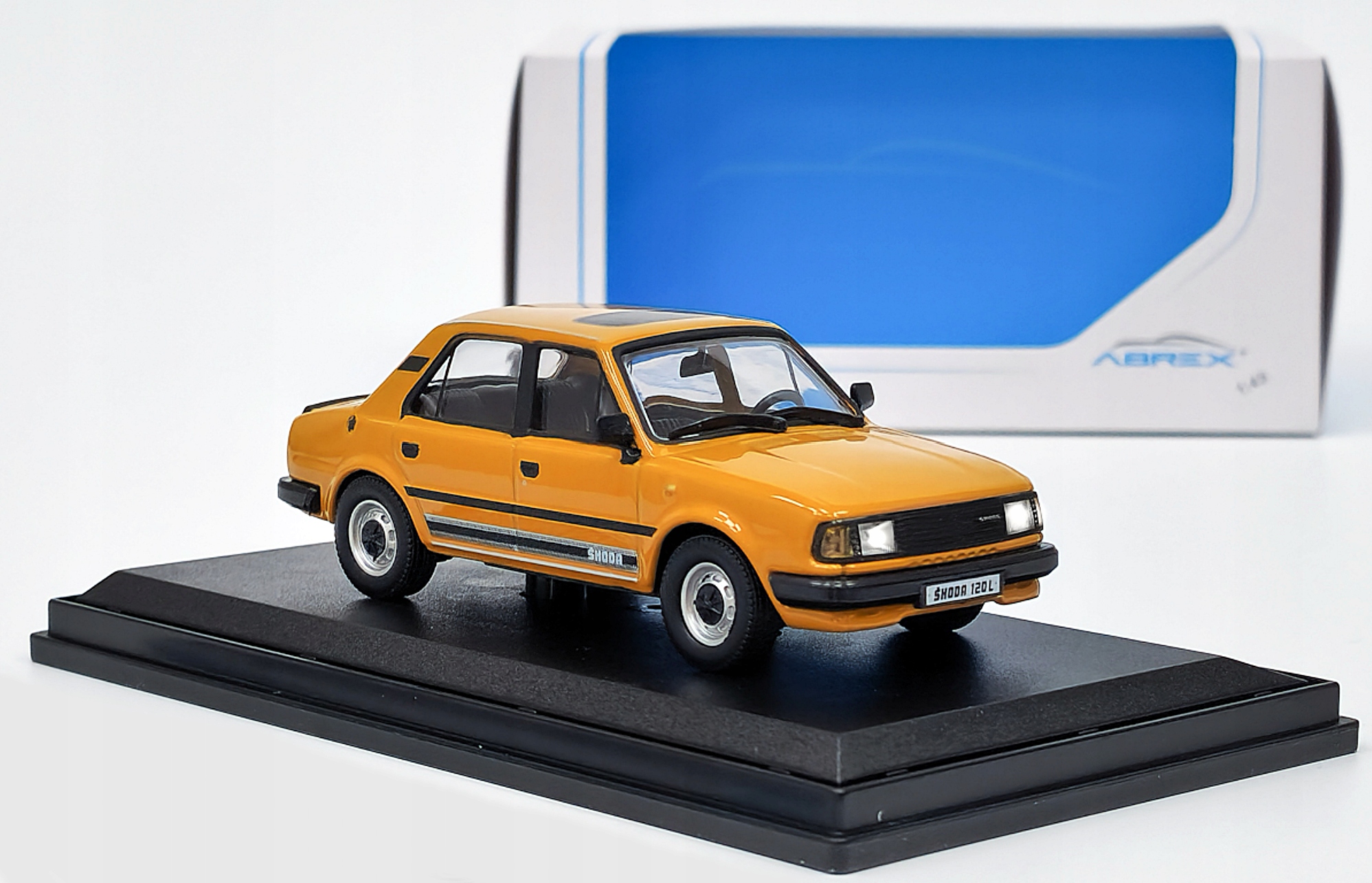 Škoda 120L (1984) Abrex 1:43