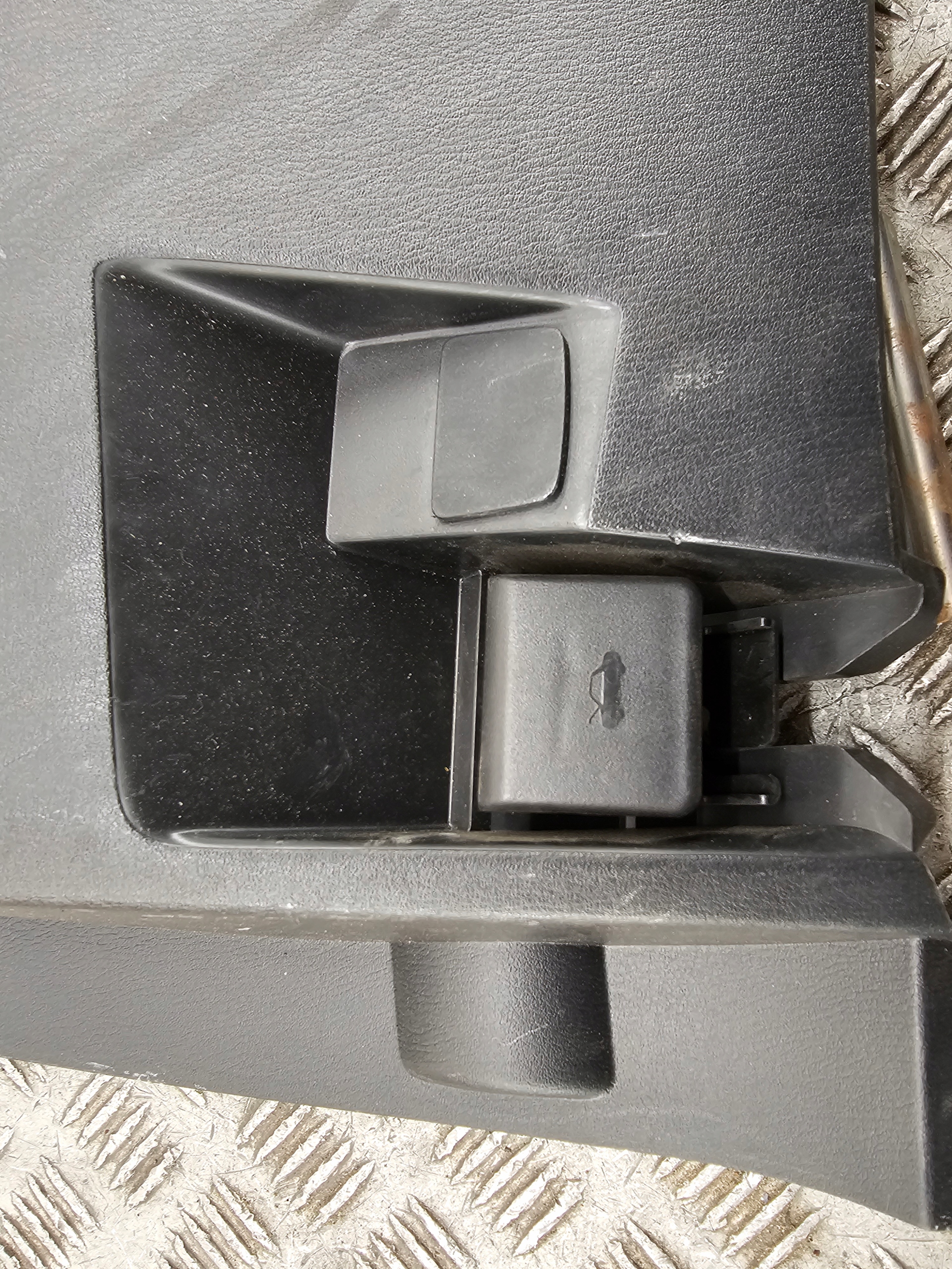 cover below steering wheel, Mazda OE NA1P64281