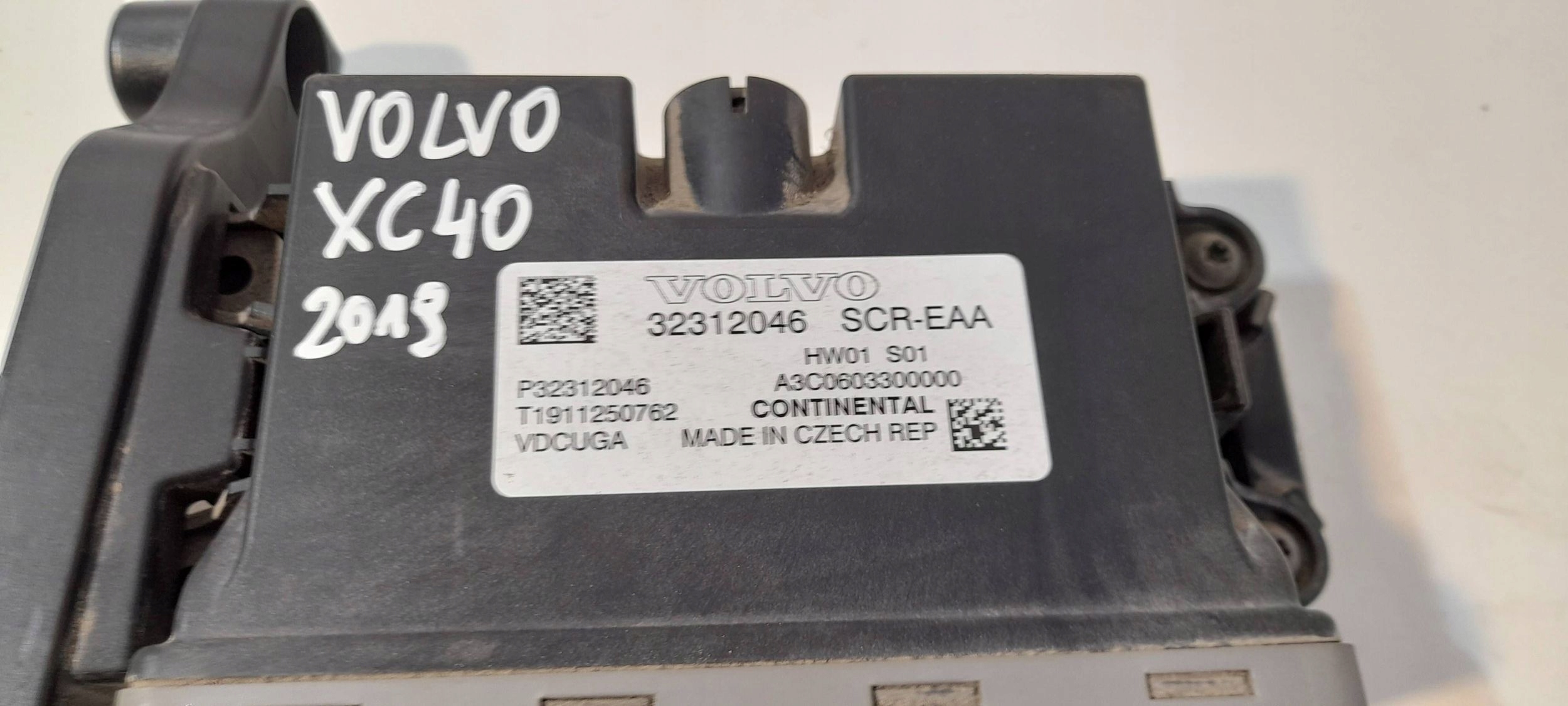 Volvo XC40 modul Bedienteil AdBlue 32312046 (XC5)