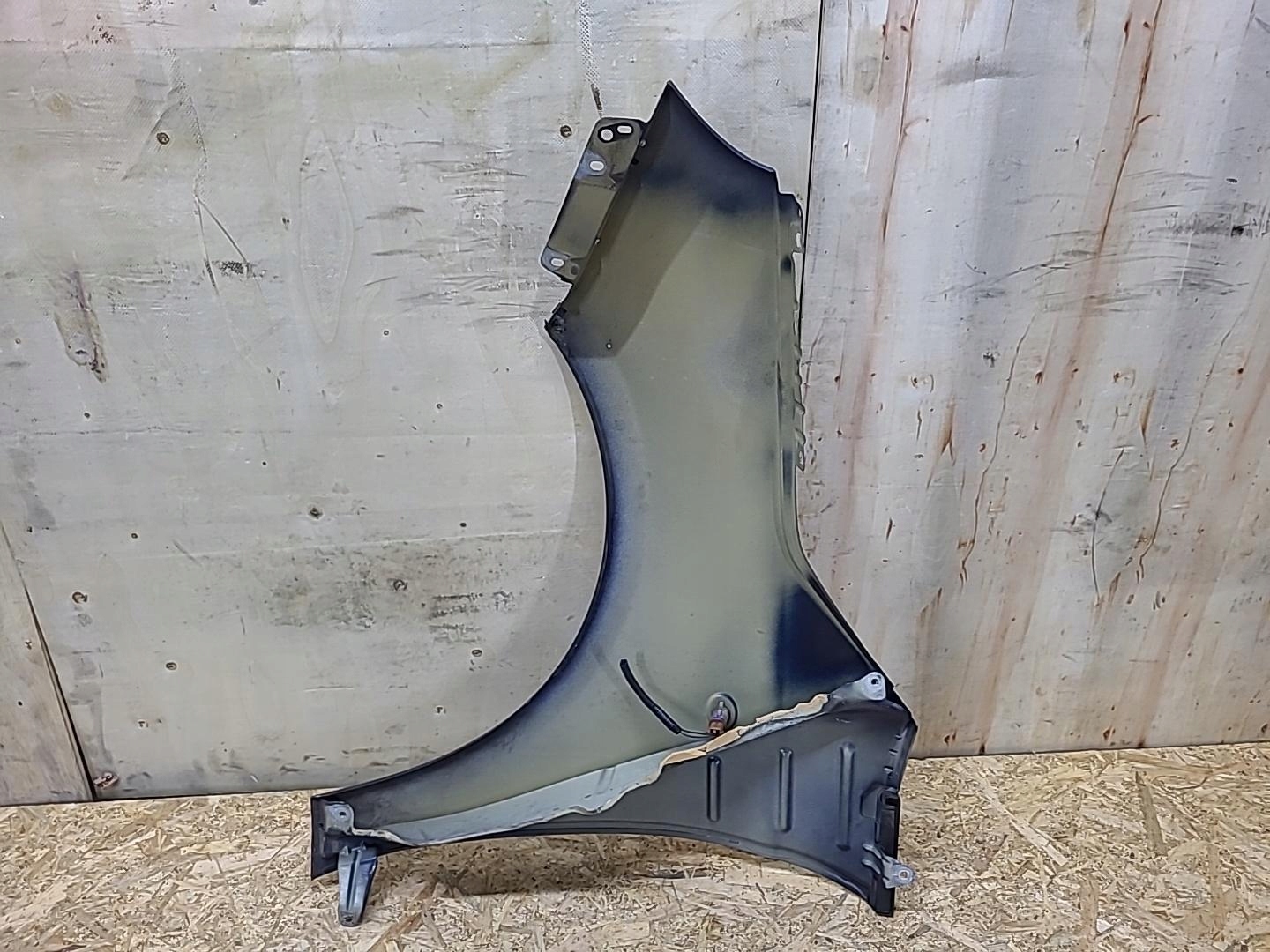 fender front right side Fiat 500 2 2009