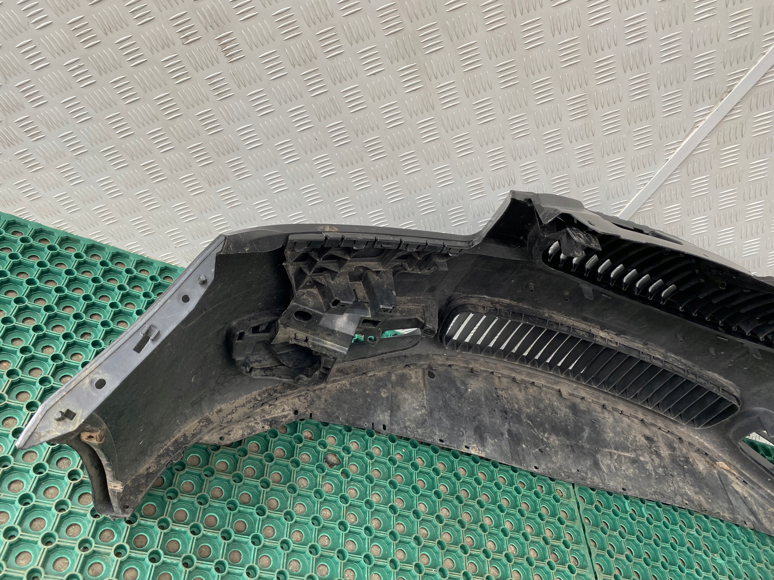 SKODA FABIA II 06-10 front bumper KRATKI grill front KOMPLET black