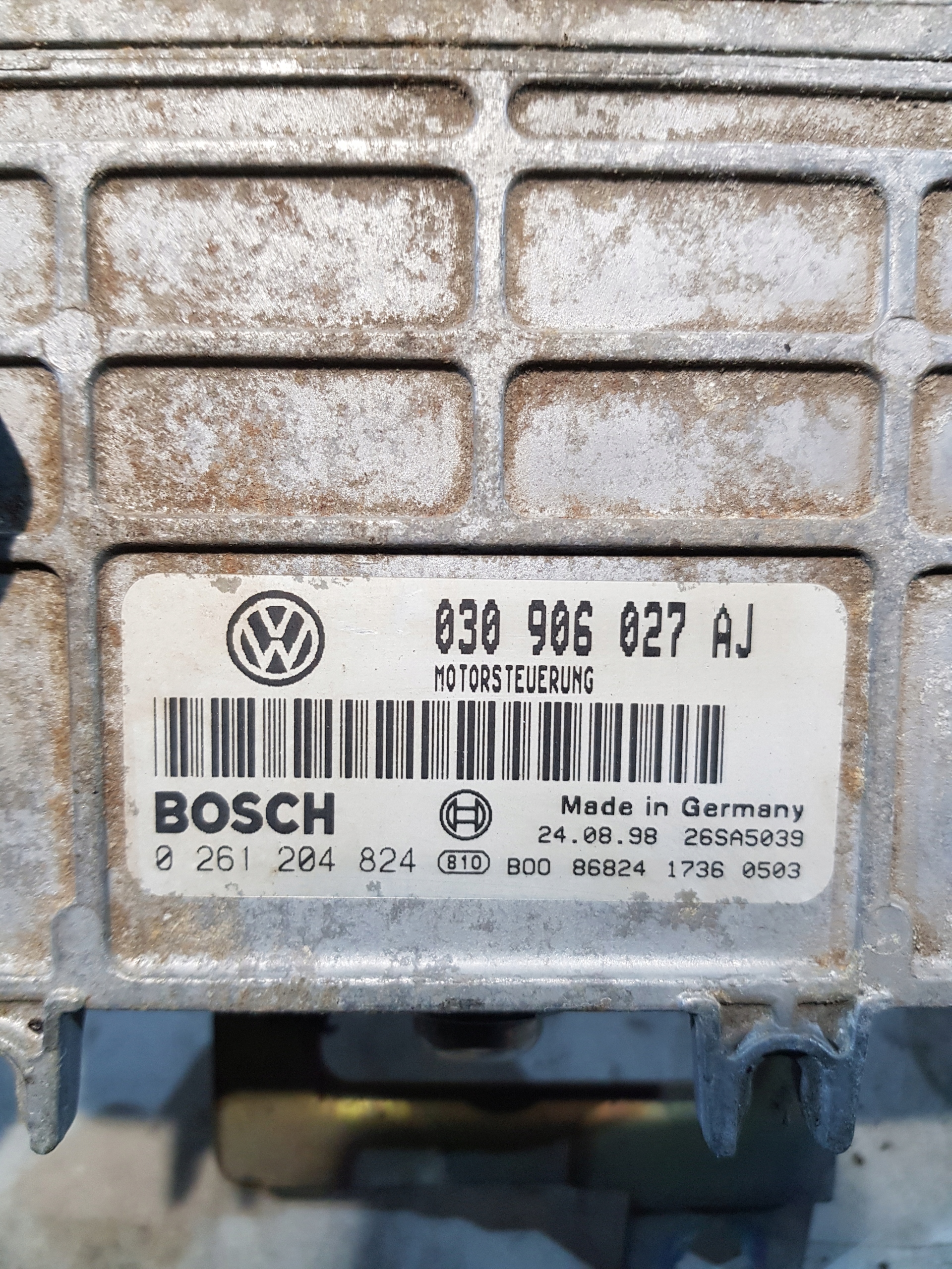 control unit computer of the engine VW POLO III 6N 1.0 8V 030906027AJ