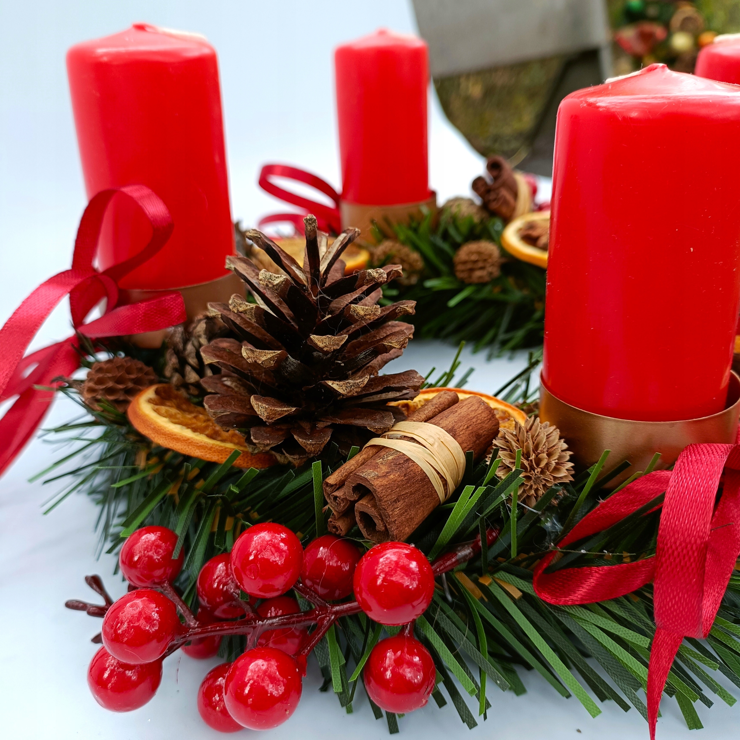 ŚWIĄTECZNY STROIK NA STÓŁ WIGILIJNY WIANEK CZTERY ŚWIECE BOŻONARODZENIOWY Kod producenta STROIK/BN/WIANEK/ADWENT