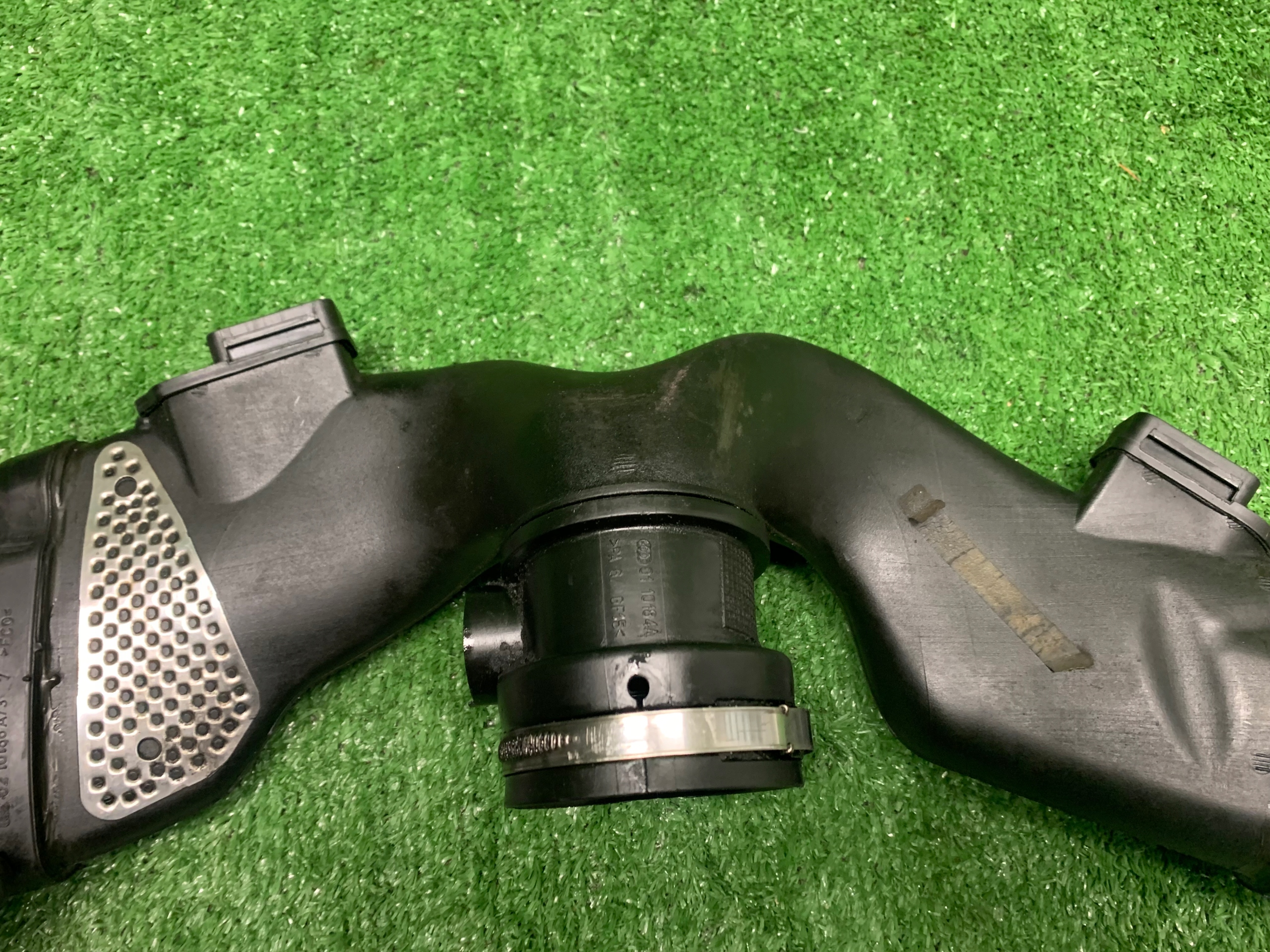 nice flow meter air hose MERCEDES 3.0 CDI V6 A6420943497