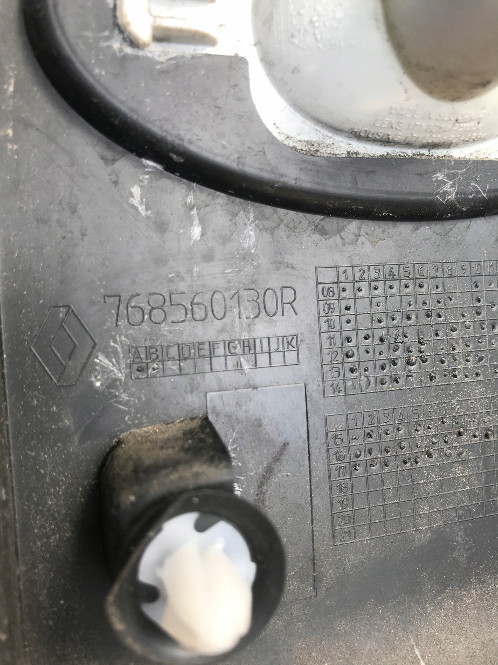 moulding SLUPKA right RENAULT MASTER III 768560130R