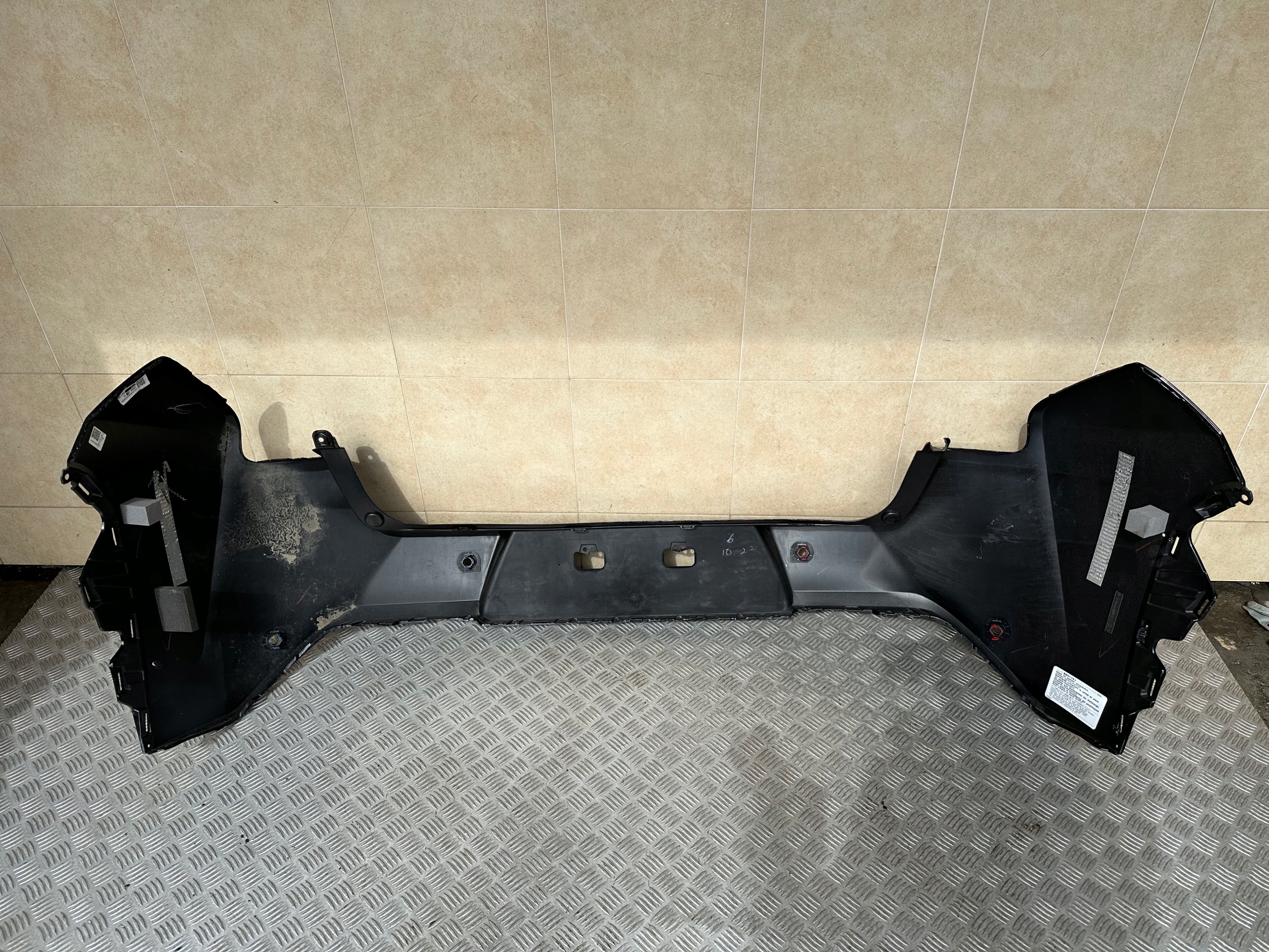 PARAURTI POSTERIORE LEXUS UX 4 PDC