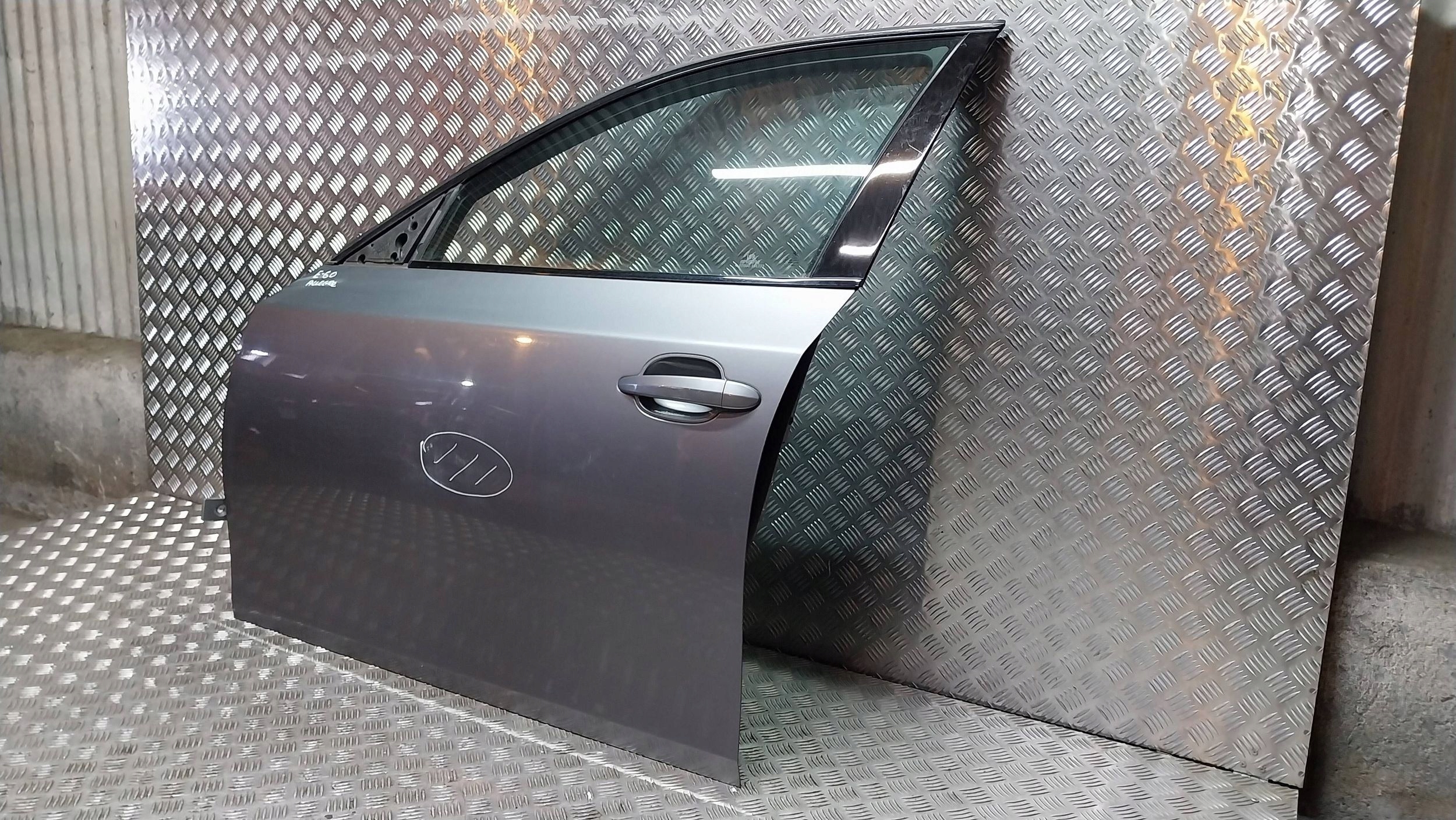 dveře předek levé BMW 5 E60 E61 03