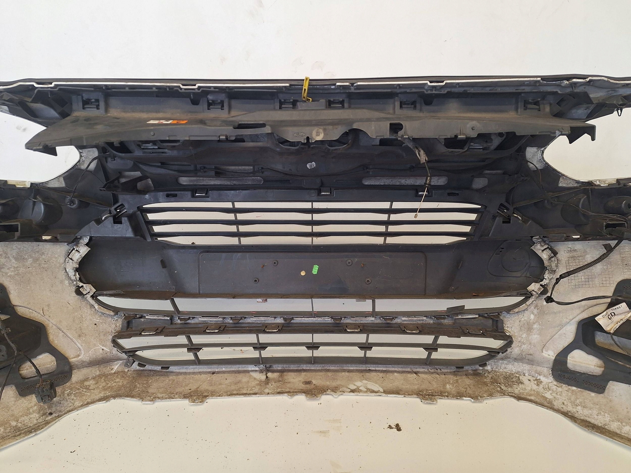 FORD TRANSIT CONNECT MK2 13-17 Paraurti