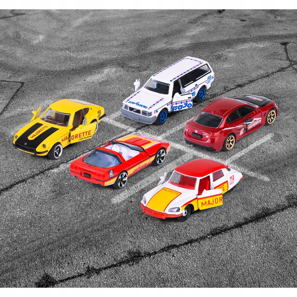 MAJORETTE 60-LECIE  5PAK POJAZDÓW 4718