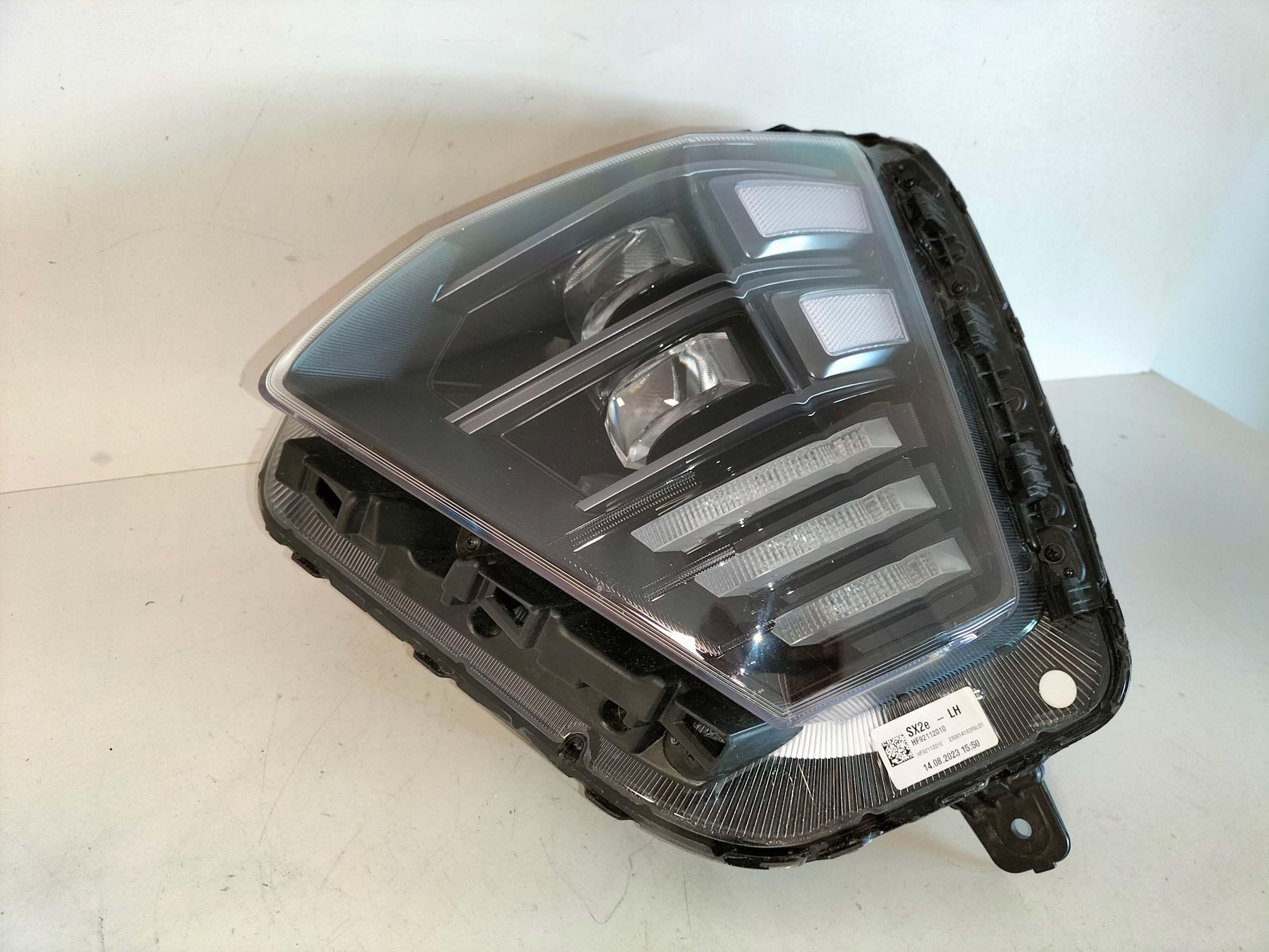 light front reflektor left HYUNDAI KONA II SX2 23- FULL LED