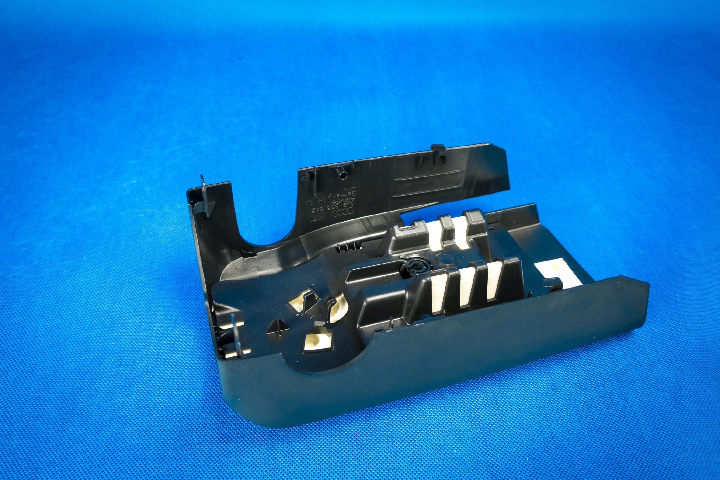 Blende Abdeckung der Lenksäule lenkrad Audi A5 8W6 8W0953512