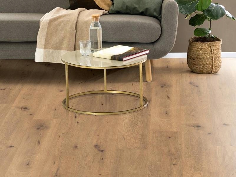 Panele Podłogowe Dąb Dziki Naturalny EPL182 Egger AC5 10 mm V4 1.75m2 Producent Egger