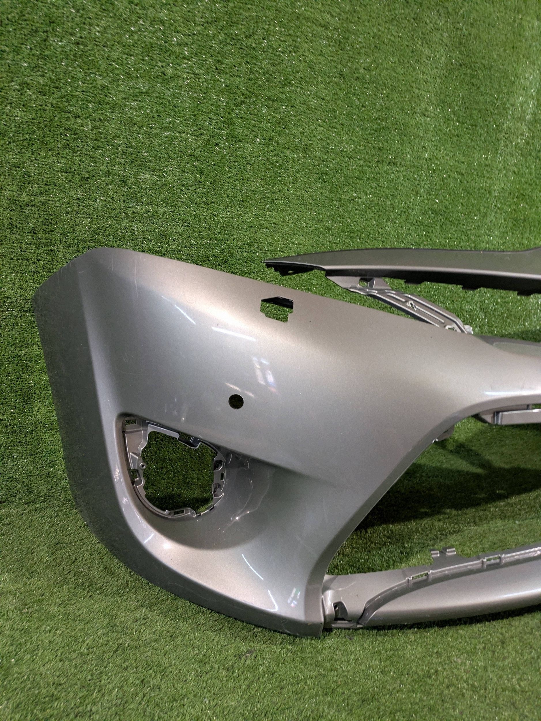 front bumper front TOYOTA VERSO LIFT 13- NR.Z9462