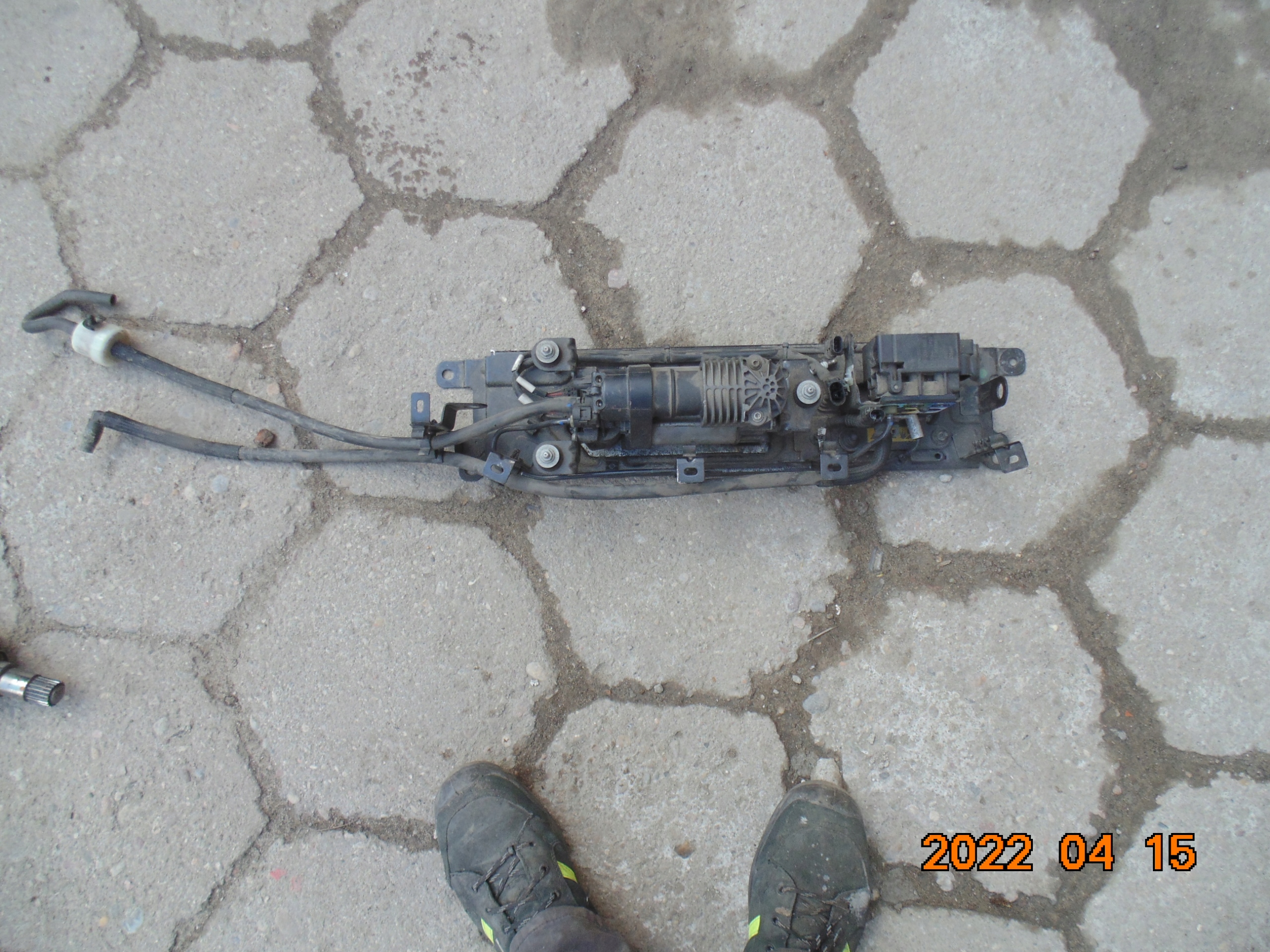 670039247 - Розподільник насос підвіски Maserati Levante