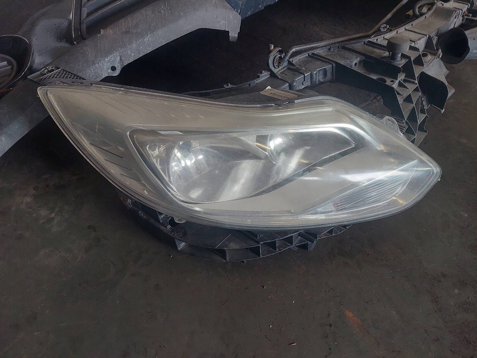 complete front bonnet bumper light fender FORD FOCUS MK3 FB