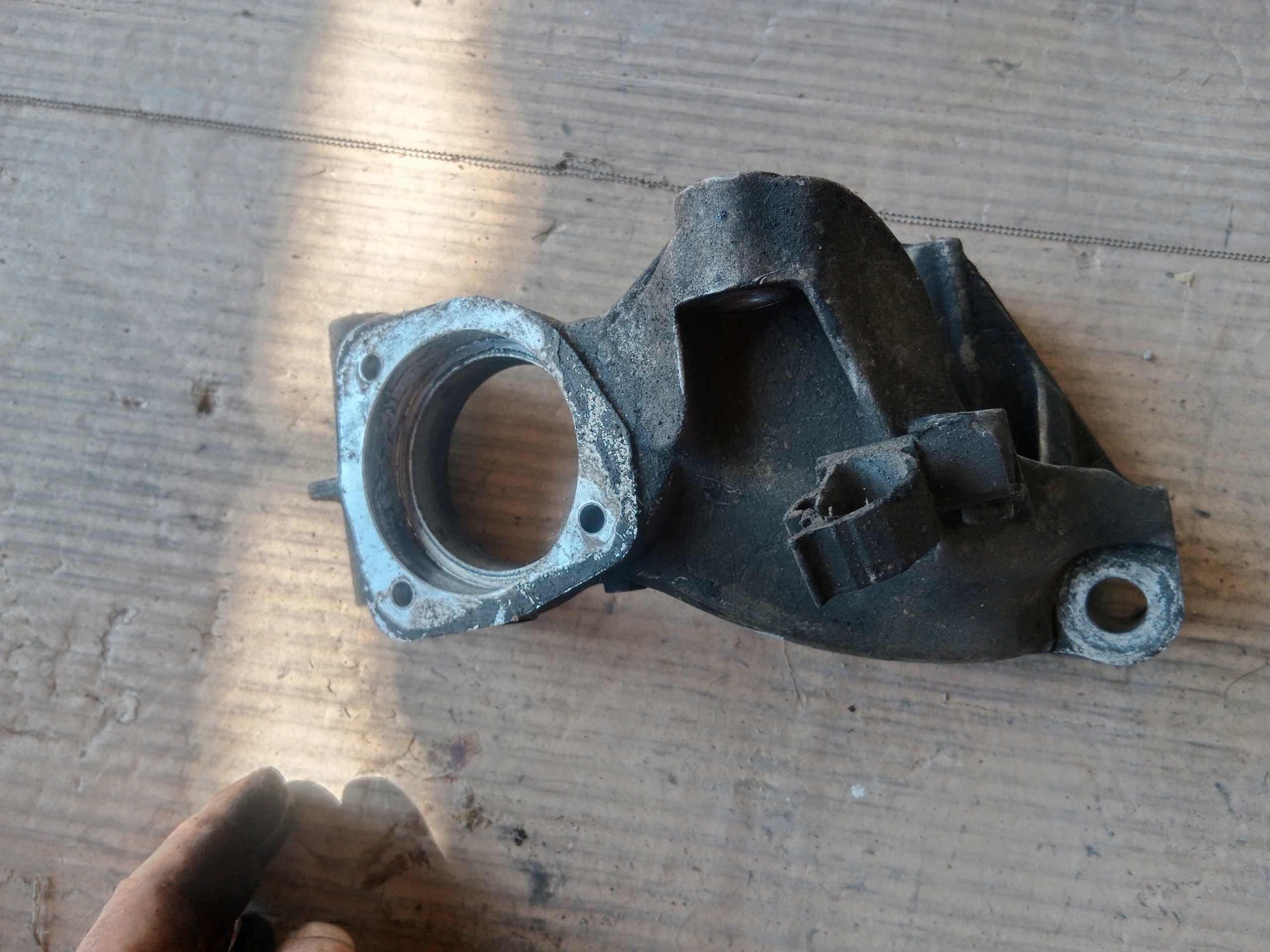 Support Demi axe FIAT BRAVO II 2.0 JTDM