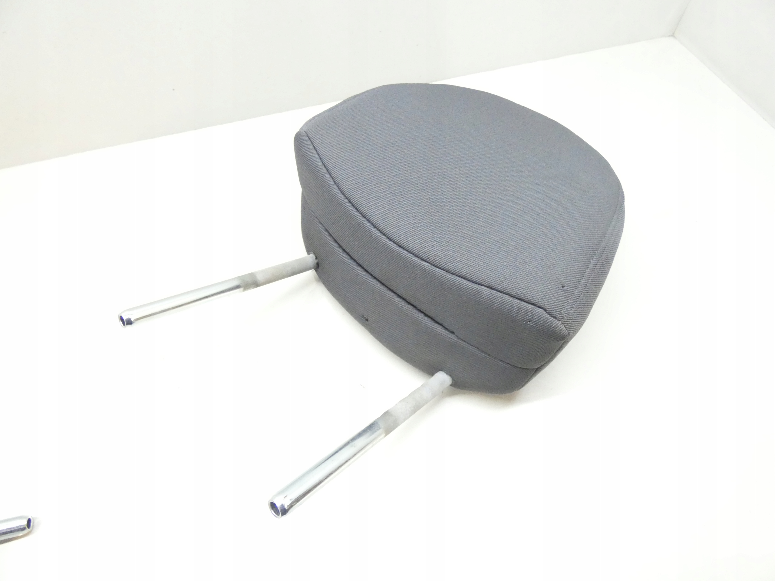 rest seat front left right NISSAN PRIMERA P12 02-07
