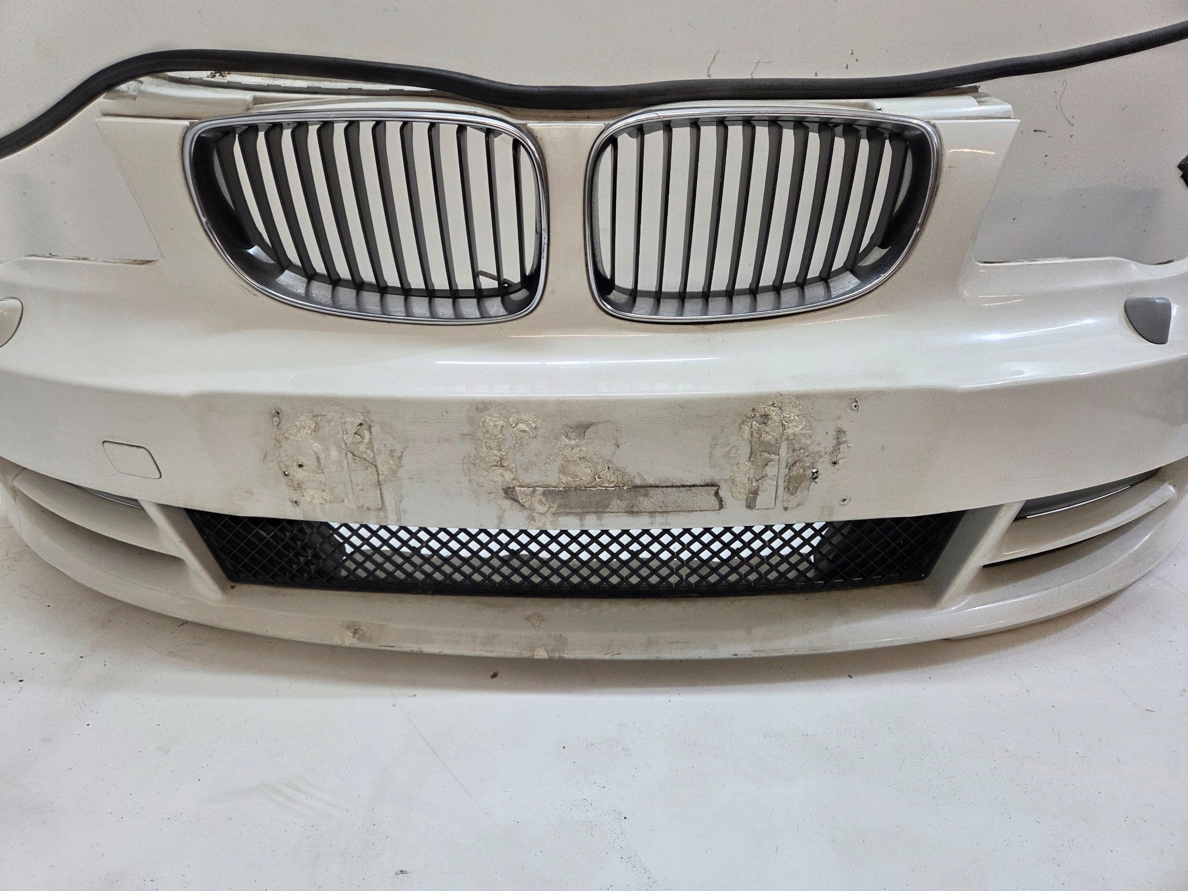 Frontstoßstange BMW E82 M PAKIET 300