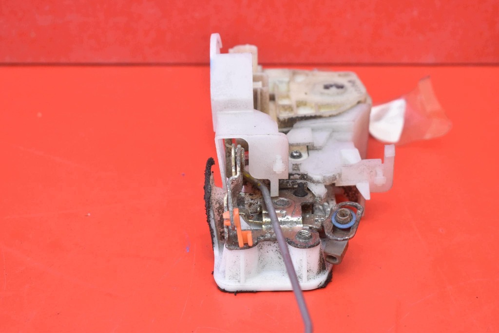 lock door right front front EU HONDA STREAM 1 and LIFT 03-06