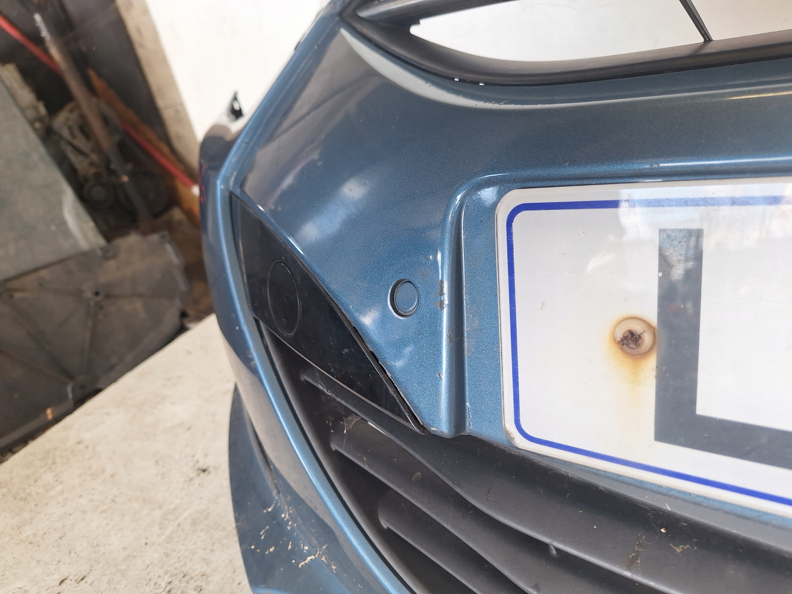 HYUNDAI I40 12-15 Stoßstange + PDC
