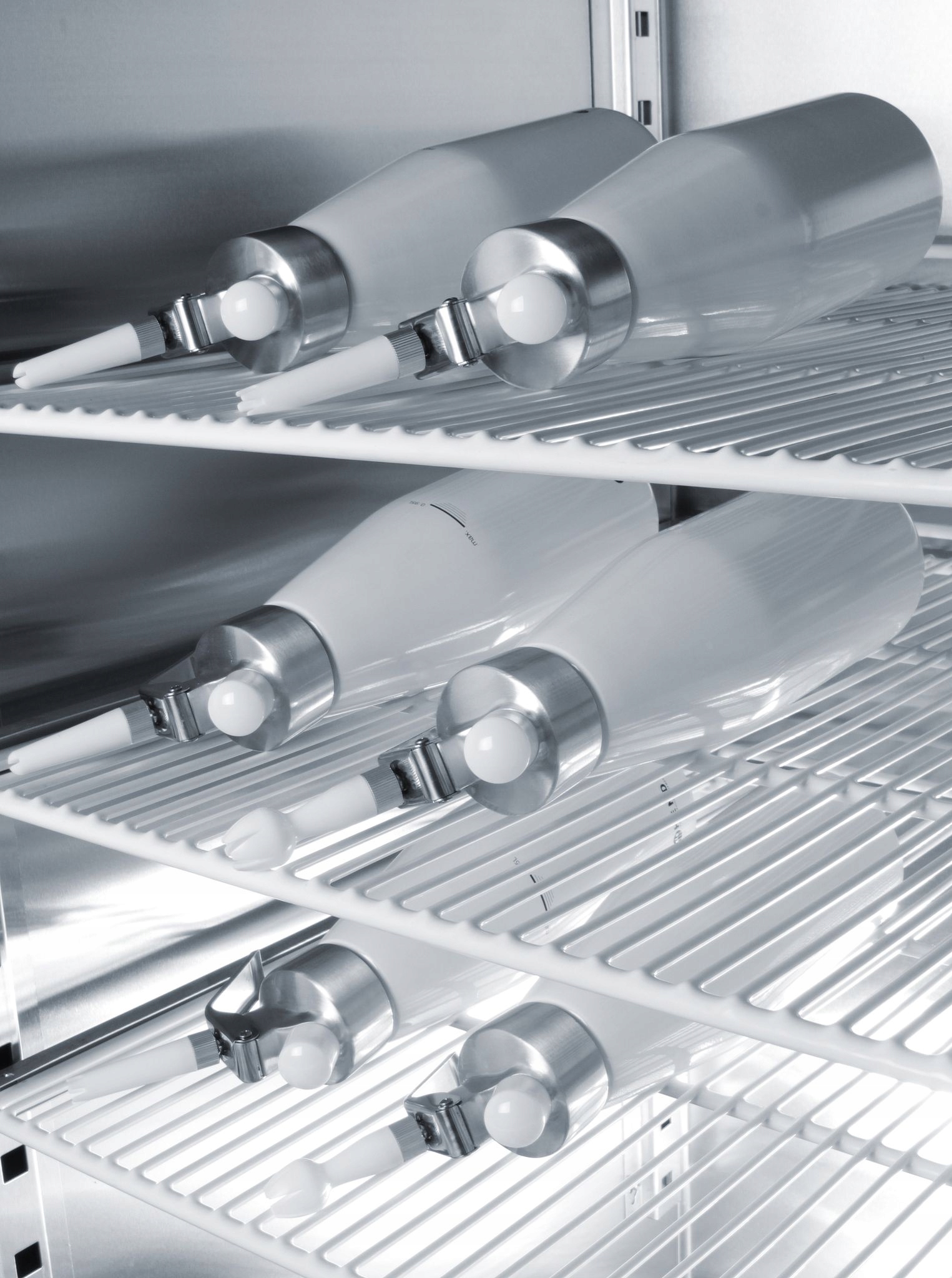 Syfon do bitej śmietany 0,25 l HENDI Informacje dodatkowe atest do gastronomii