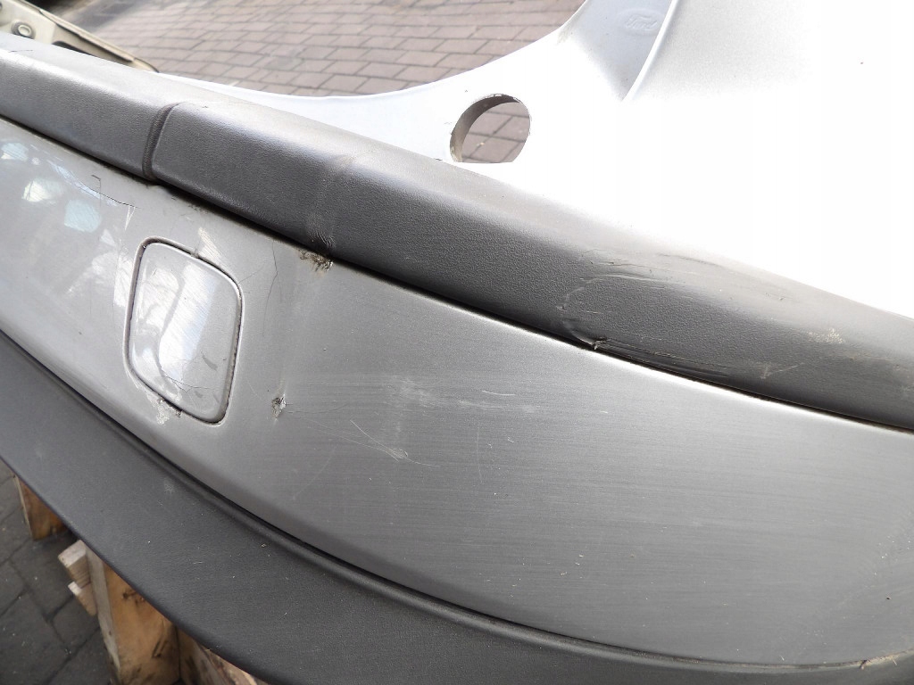 FORD FOCUS MK2 KOMBI Stoßstange heck MOONDUST SILVER