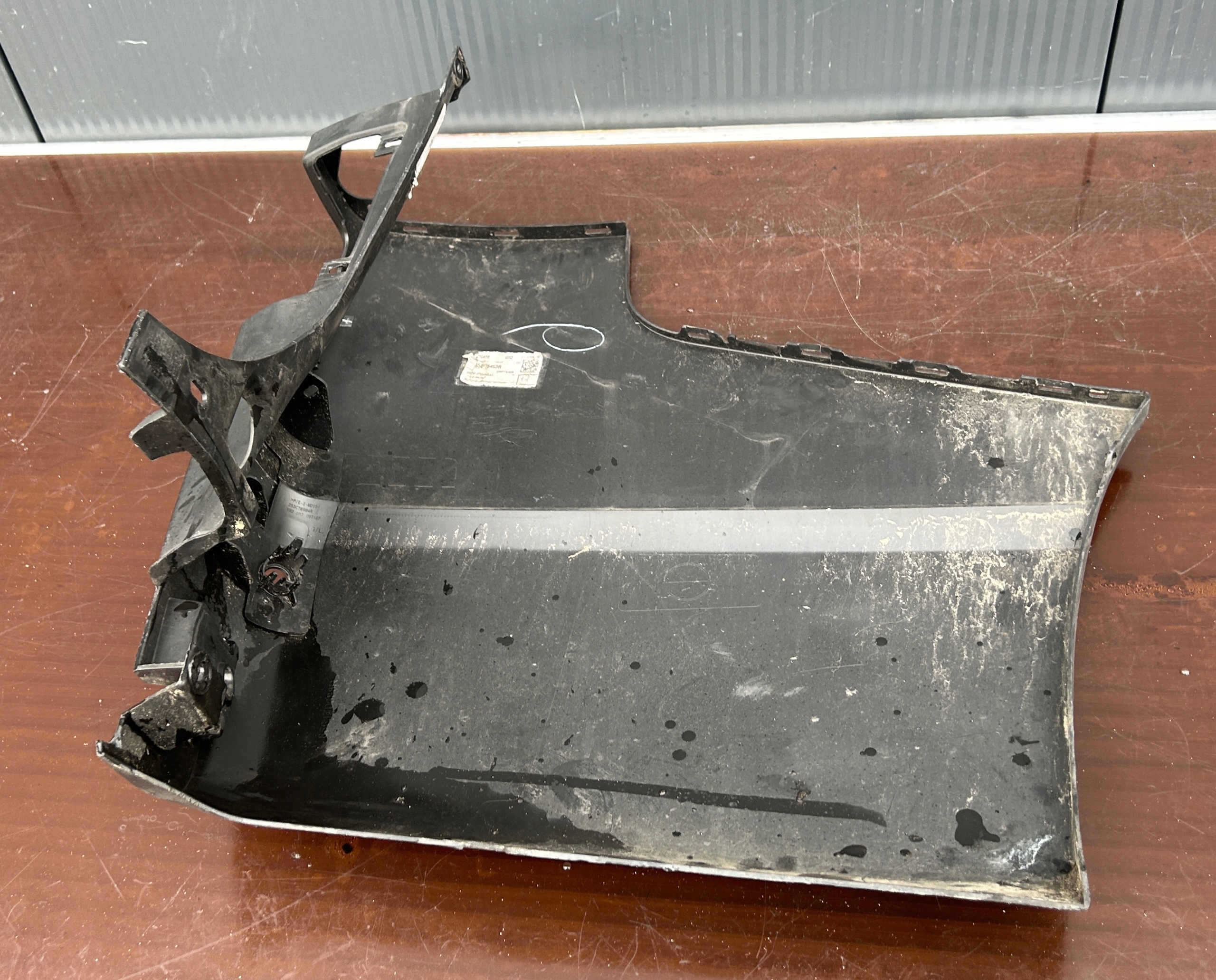 Ecke links der Stoßstange heck RENAULT TRAFIC III PDC 850178453R