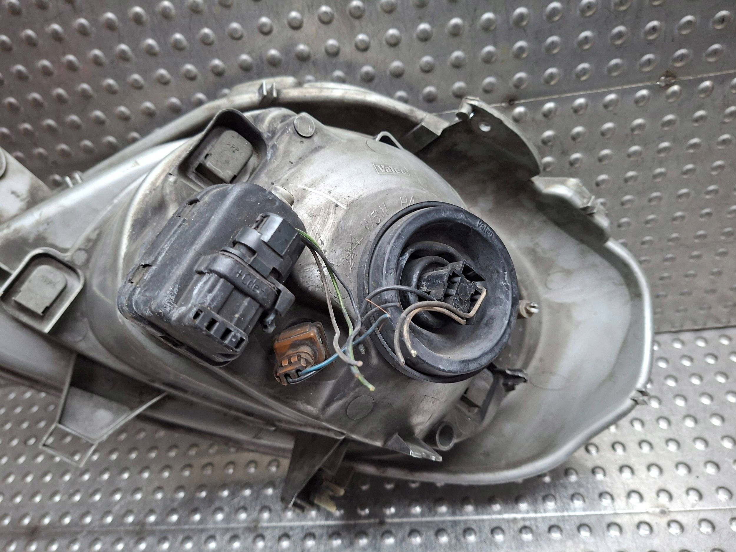 light front right 7700311372 RENAULT TRAFIC II VIVARO A 2001-2006