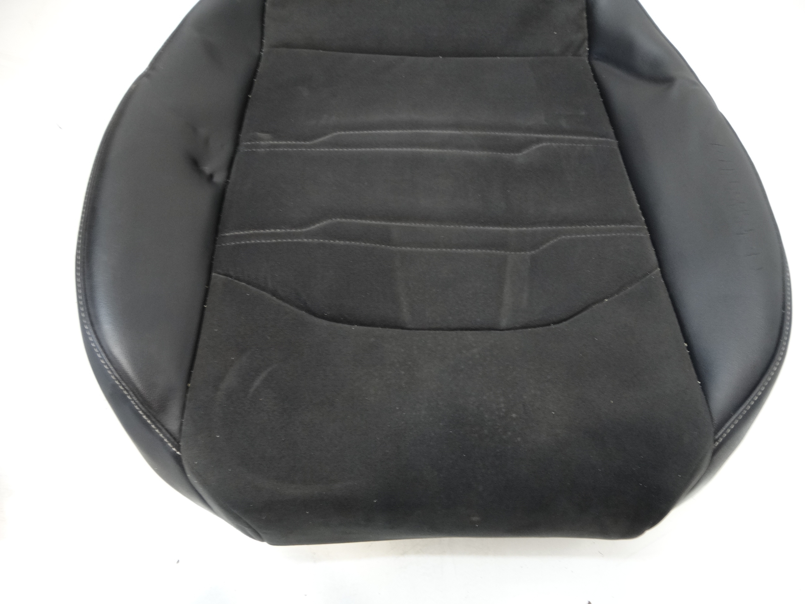 seat base seat driver´s left front SEAT ATECA 575881375D