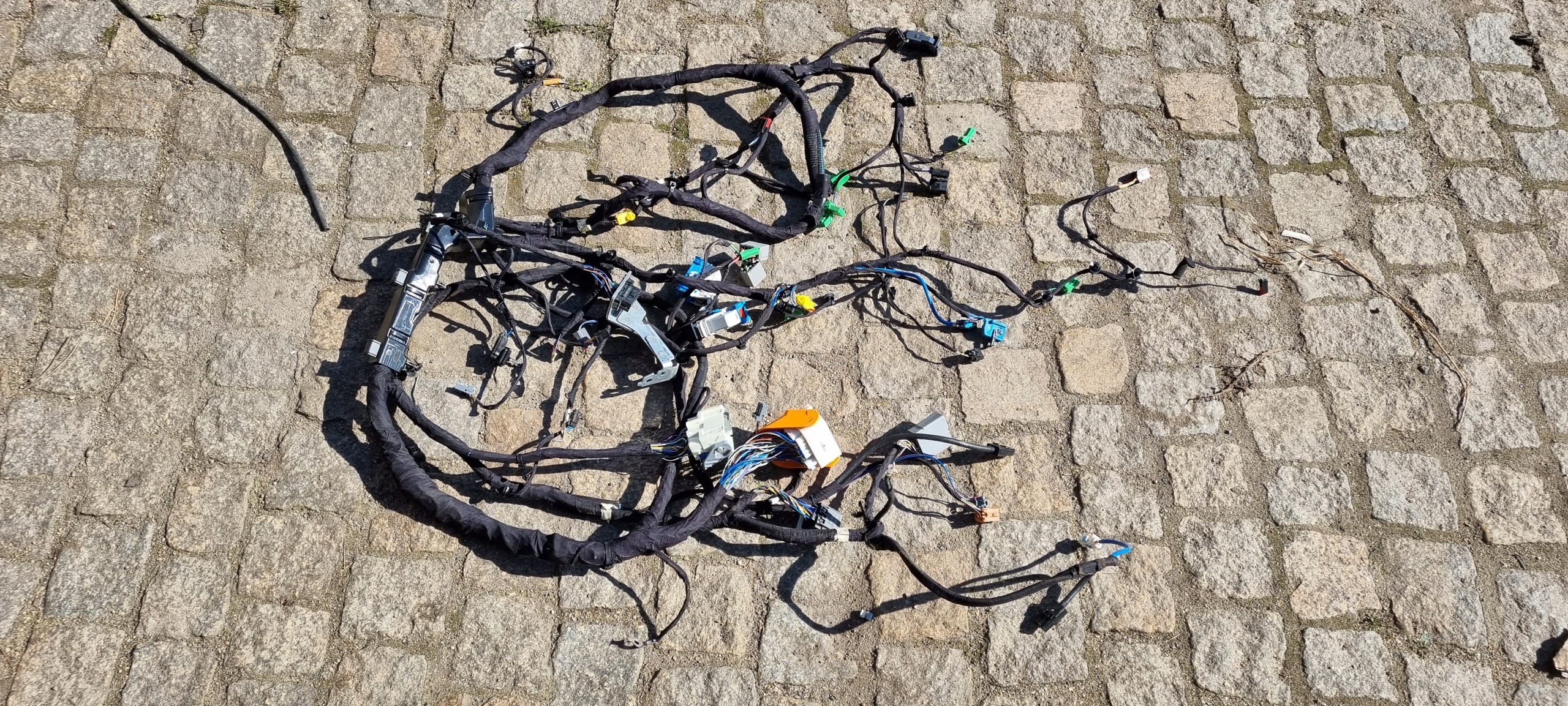 Установка консолі Range Evoque II L551