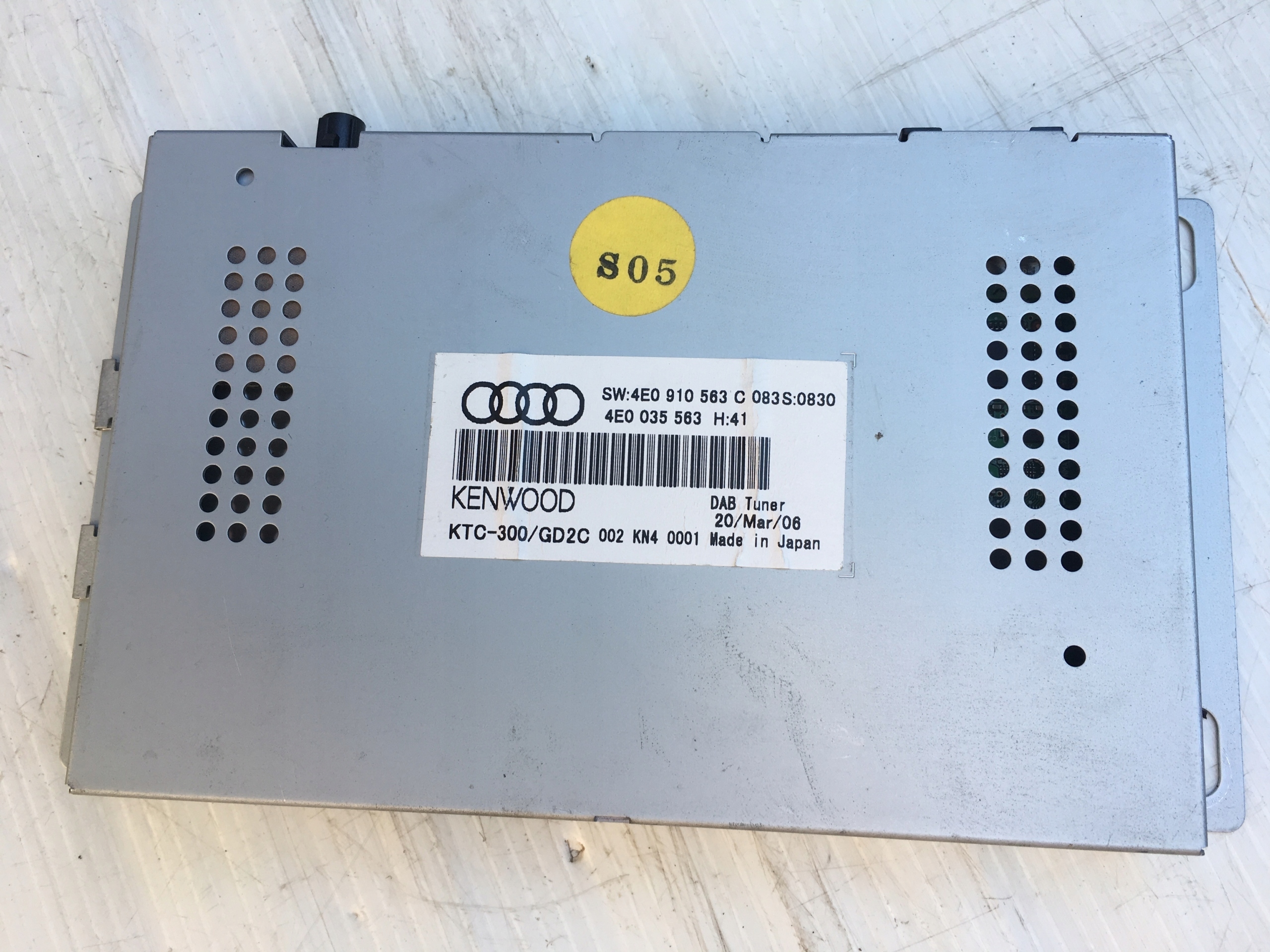 AUDI A6 C6 MODUŁ STEROWNIK RADIA 4E0910563C