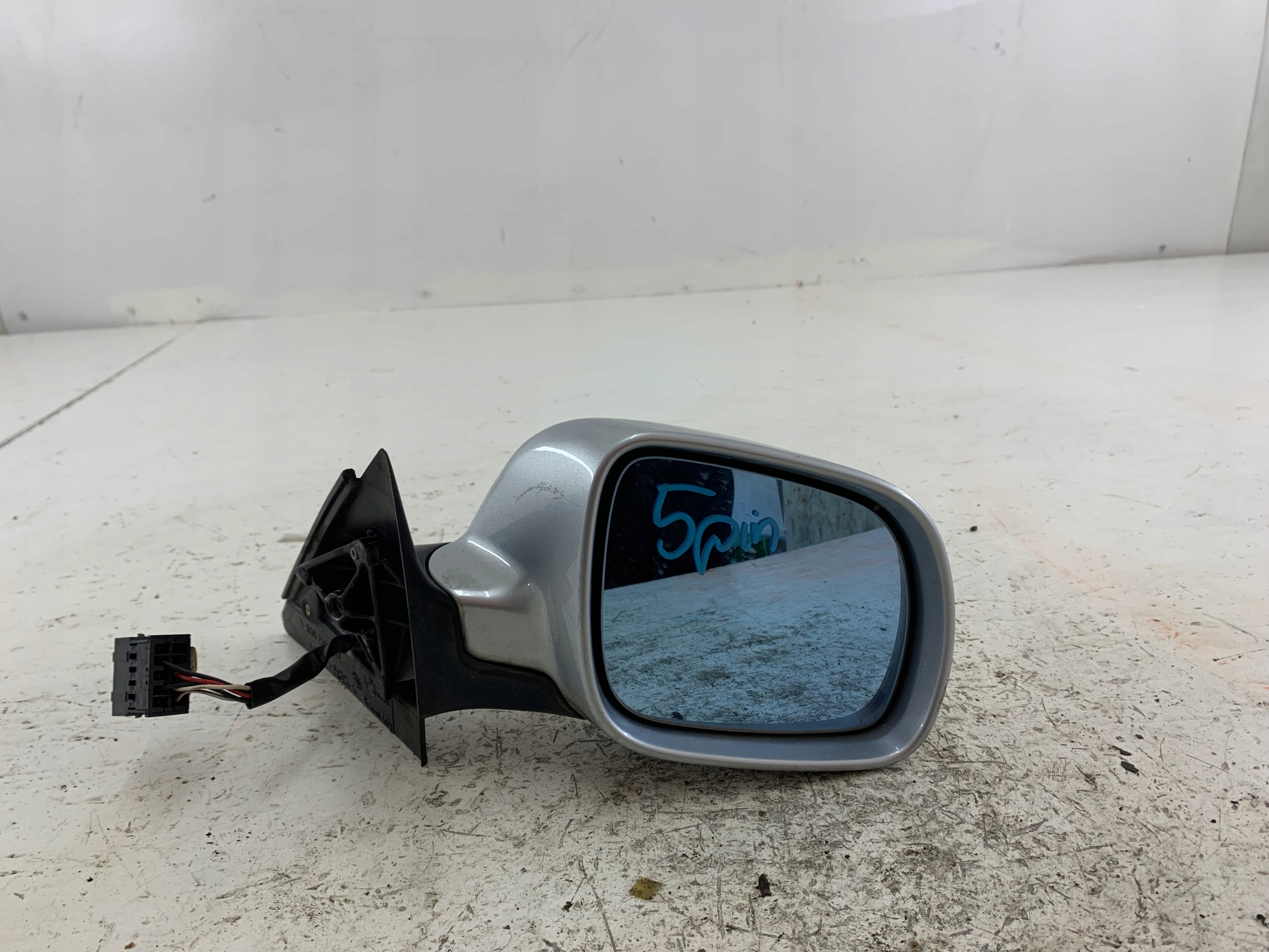 AUDI A4 B5 mirror right 5 PIN LY7M