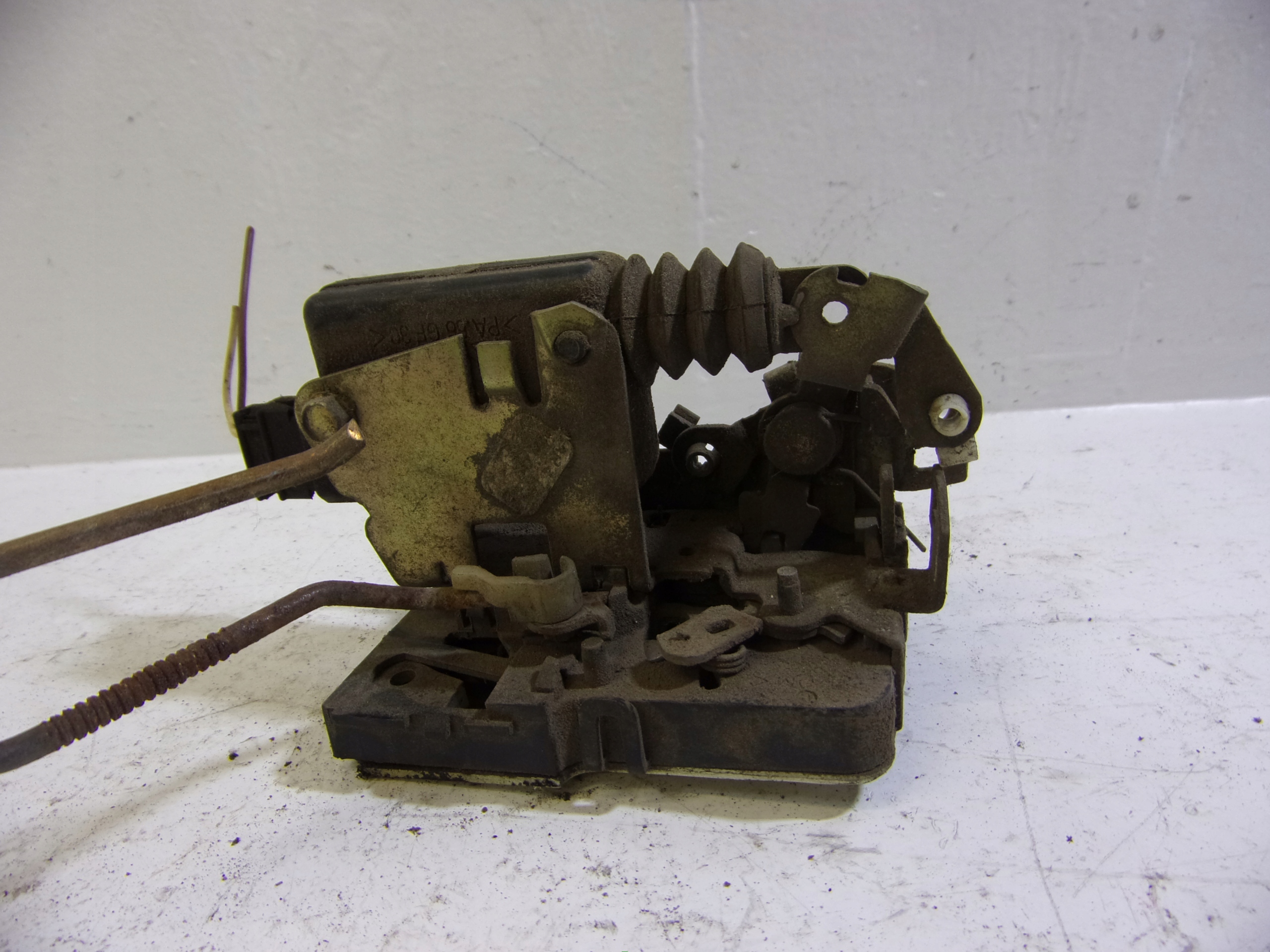 lock door CENTRALNY left rear part rear DACIA LOGAN