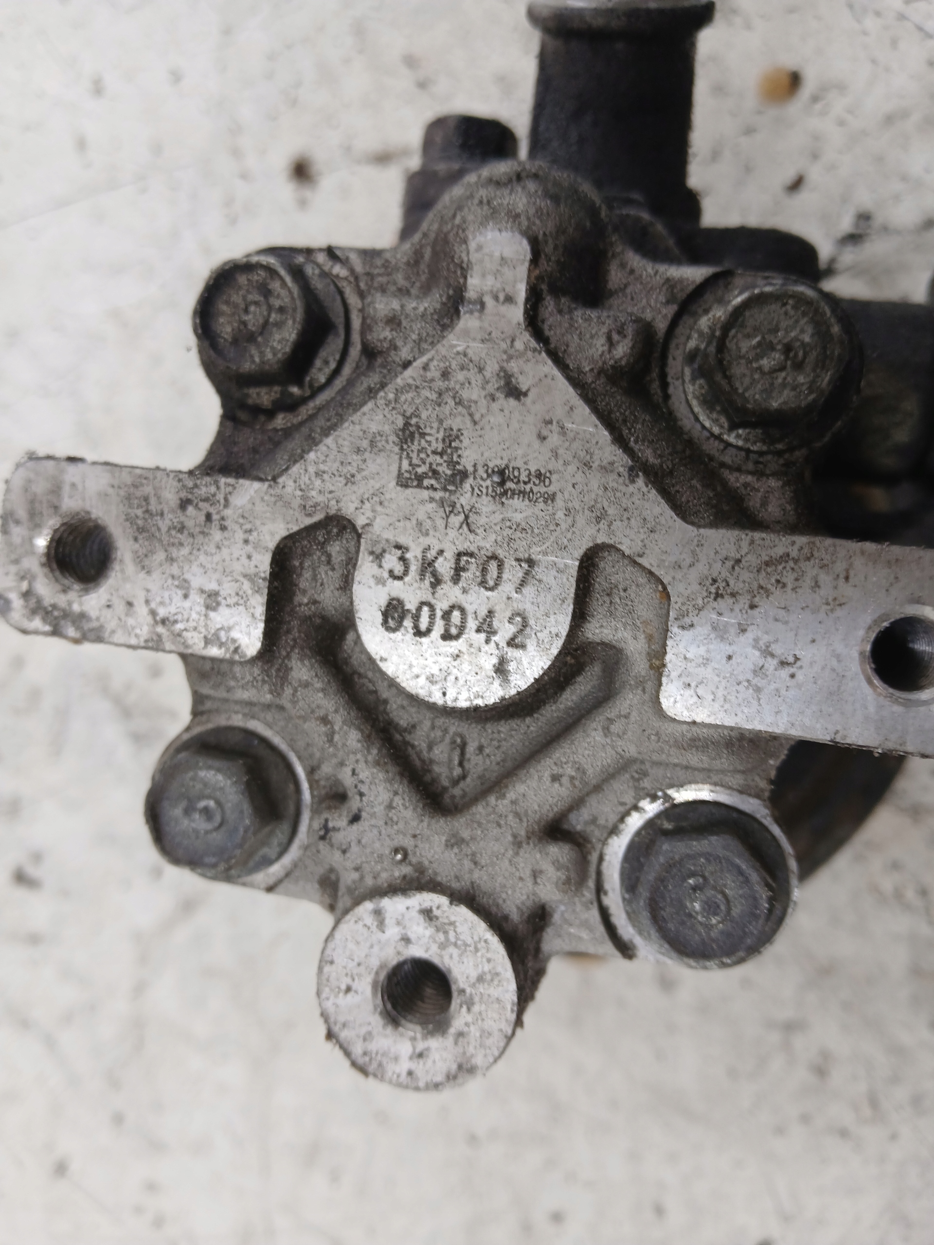 servo pump OPEL INSIGNIA A 2.0 CDTI 55563329