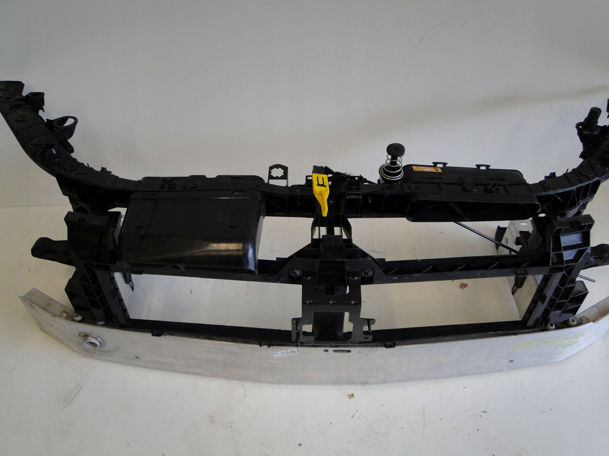 MERCEDES GLB X247 247 PAS PRZEDNI WZMOCNIENIE BELKA STREFY KOMPLET Typ samochodu 4x4/SUV Samochody osobowe