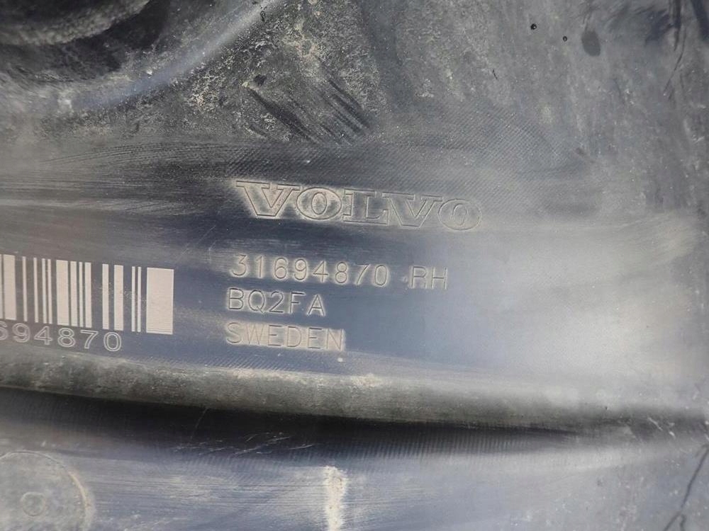VOLVO XC60 II 2 17-> mudguard front front right