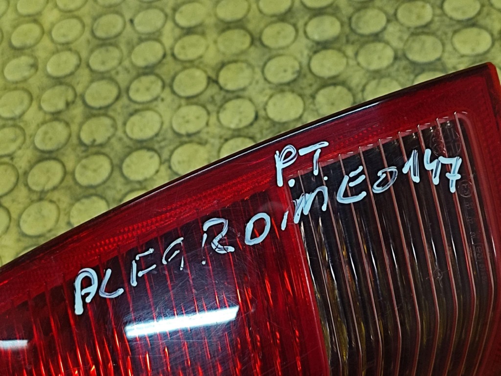 ALFA ROMEO 147 light right rear part 46556347