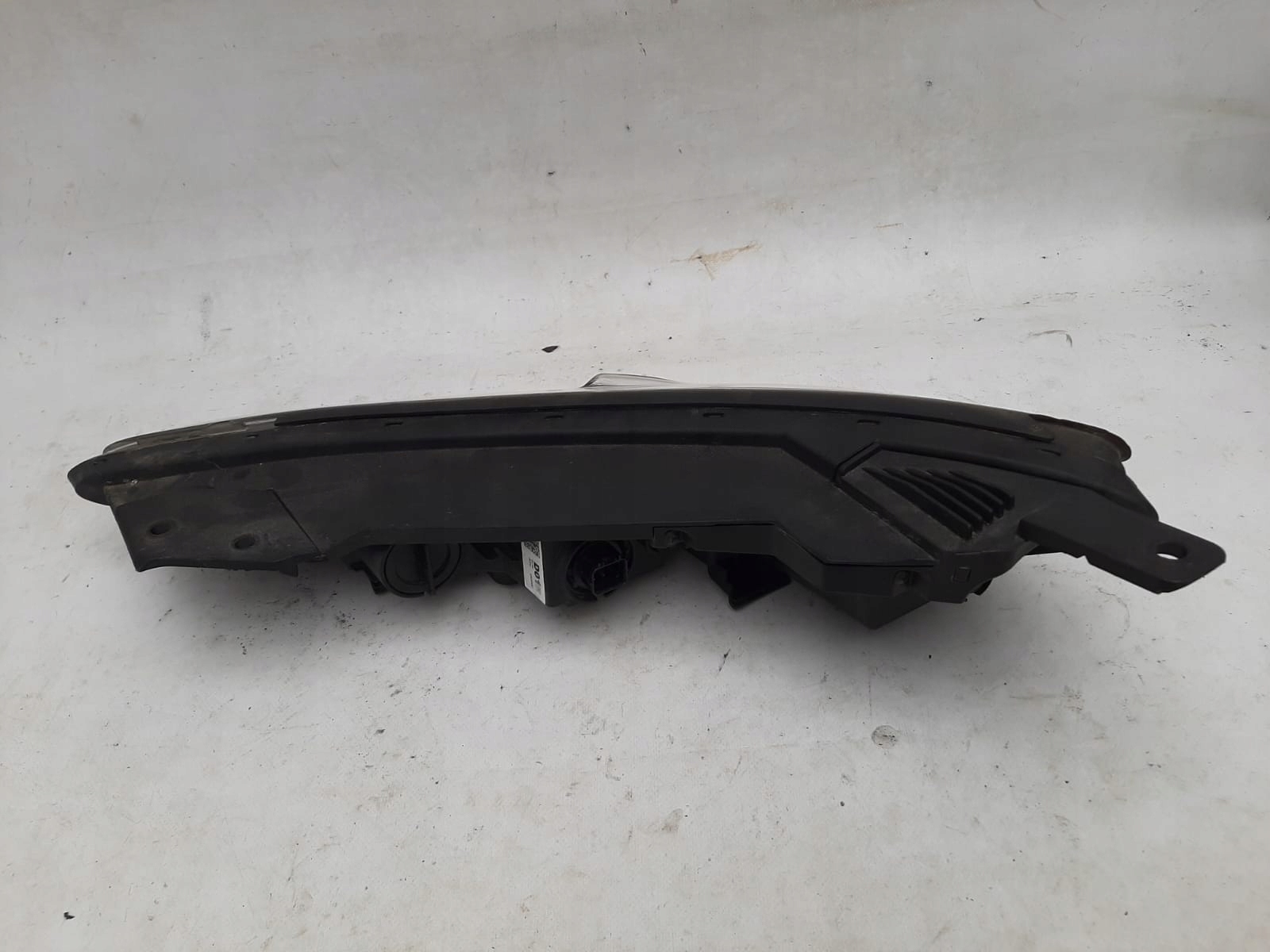 HYUNDAI KONA and 1 17-20 light front front right 92208-J9000