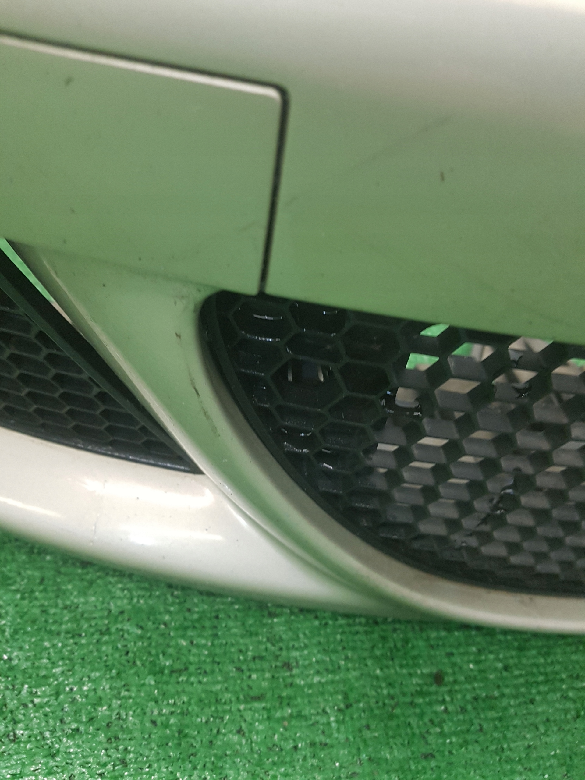 bumper front front SEAT ALTEA 2005 KOD LAKIERU L51R