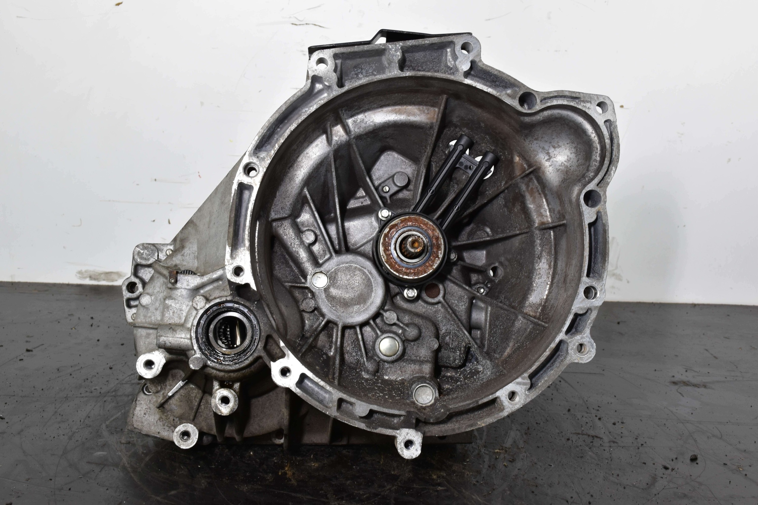 CAMBIO manuale FORD FIESTA MK7 1.25 82KM 8A6R7002JD