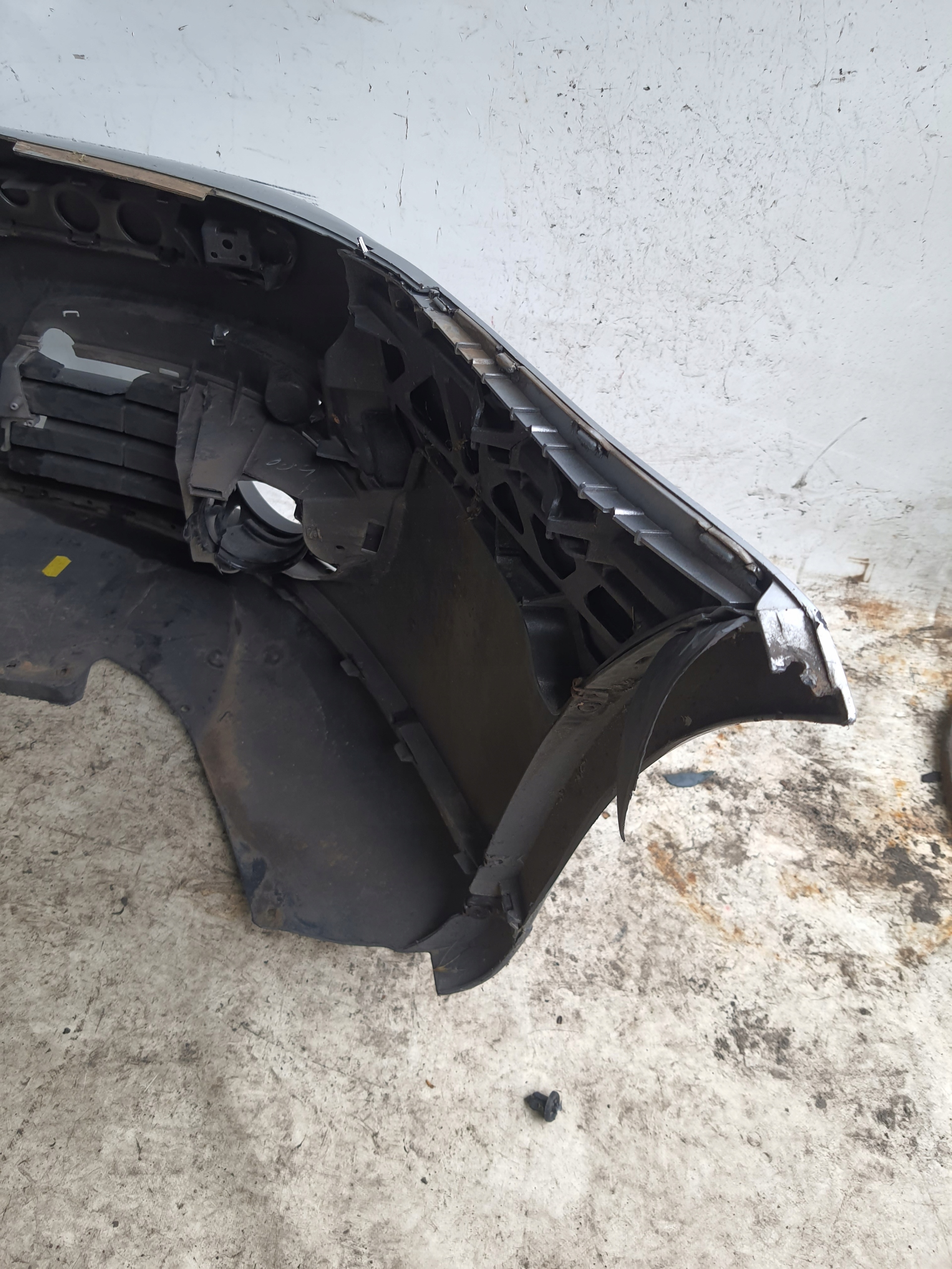 VOLKSWAGEN GOLF V GT 04-08 LA7W bumper GTI